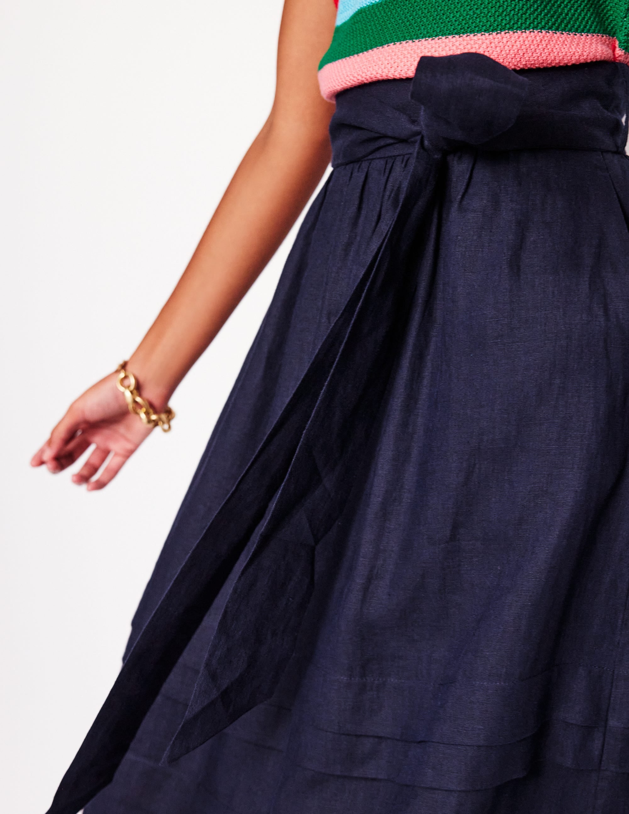Pintuck Linen Midi Skirt-Navy - Image 2