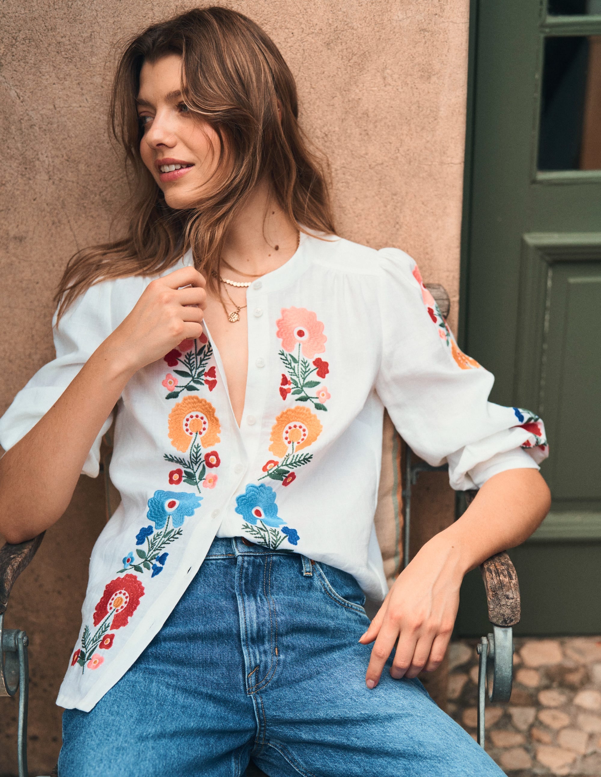 Alicia Linen Top-White, Floral Embroidery - Image 3