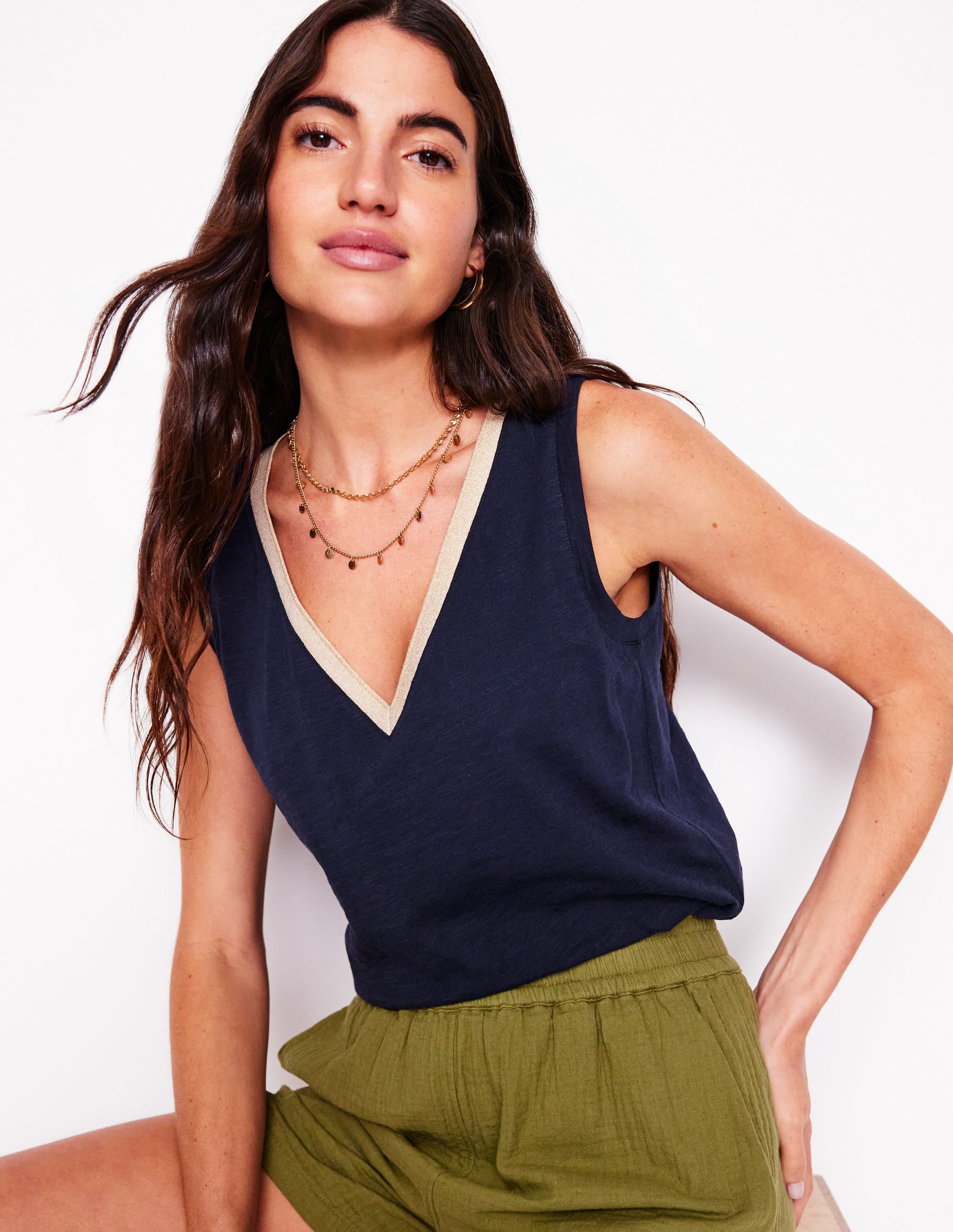 Metallic Trim V Neck Vest-Navy - Image 3