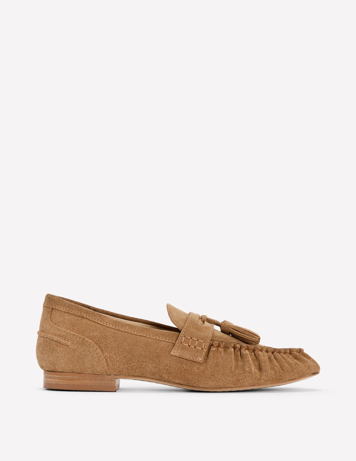 Soft Ruched Loafers-Caramel