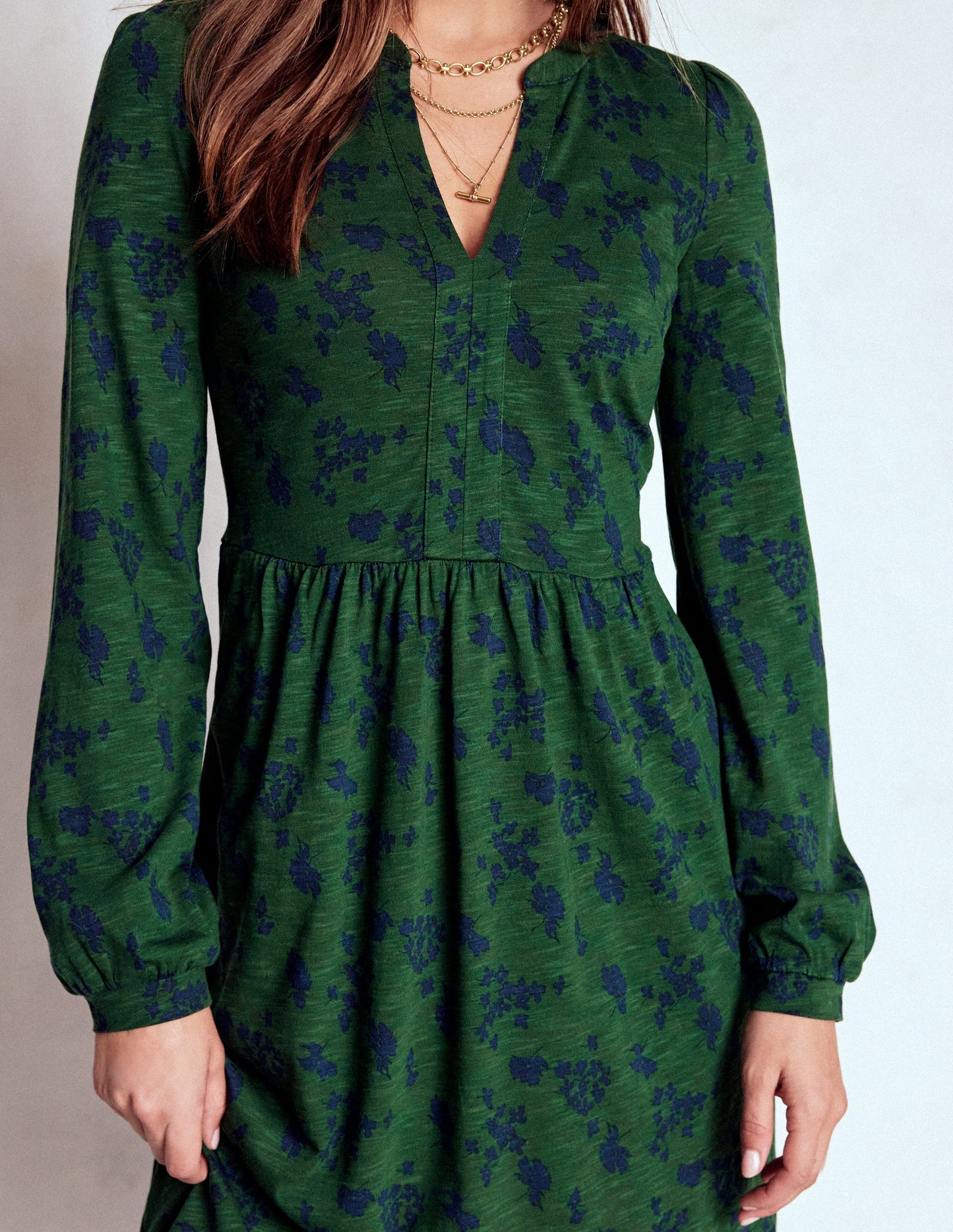 Naomi Relaxed Jersey Dress-Dark Green, Dainty Meadow