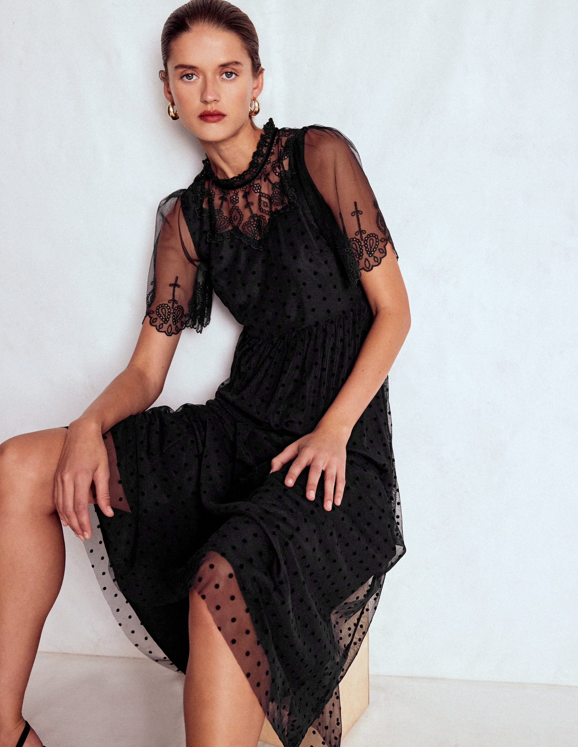 Embroidered Tulle Party Dress-Black Embroidered Tulle Party Dress-Black