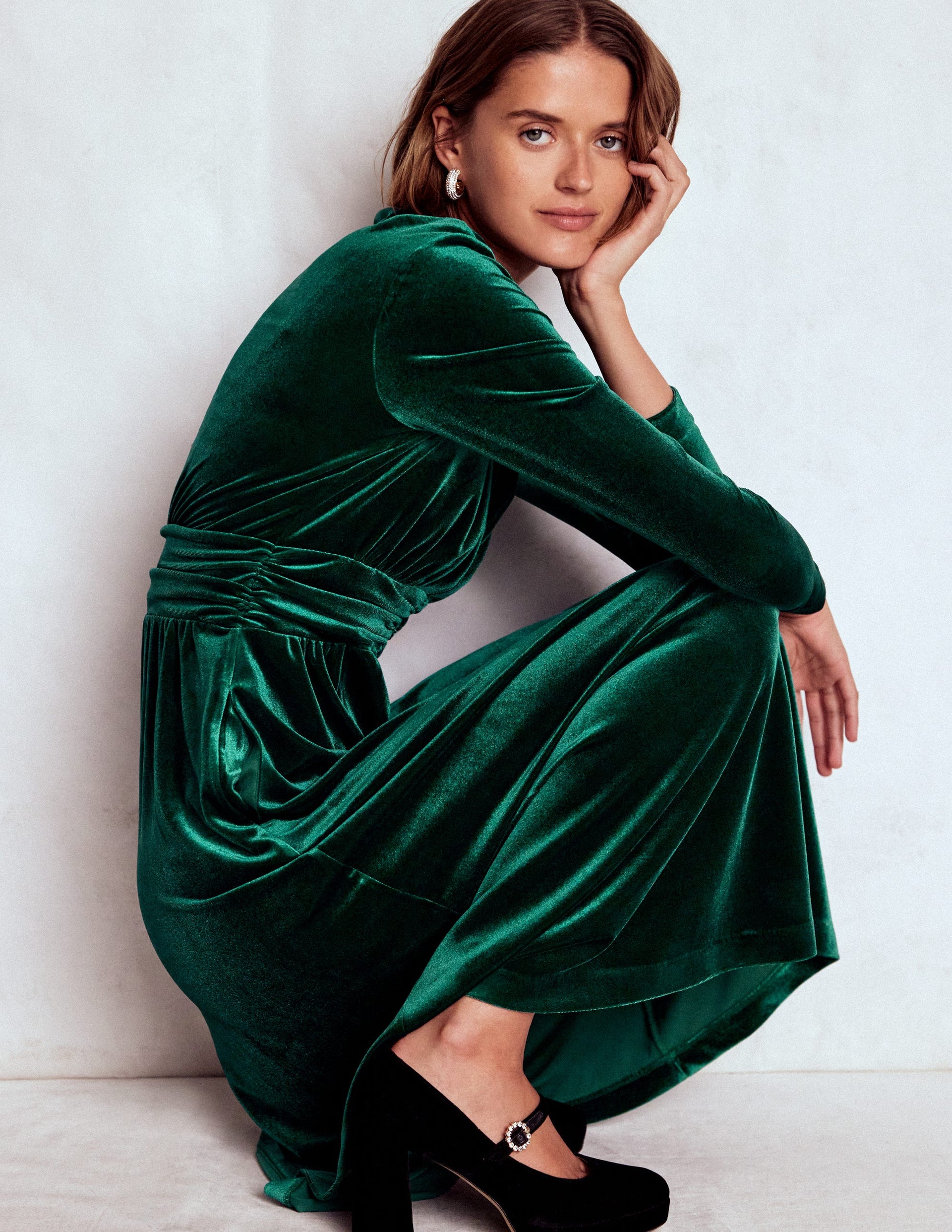 Boden Women's Tilda Velvet Midi Dress in Green