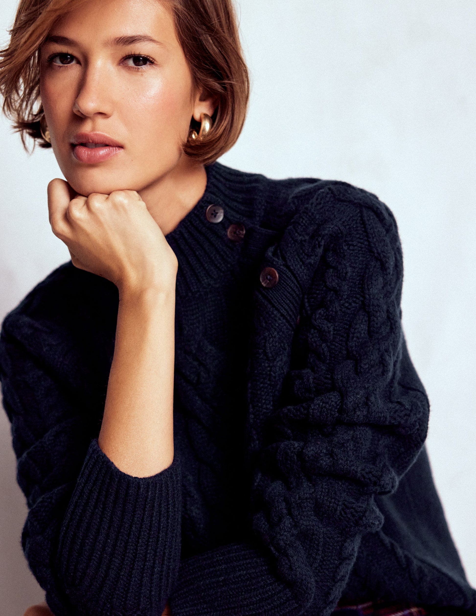 Amara Merino Cable Sweater-Navy-2