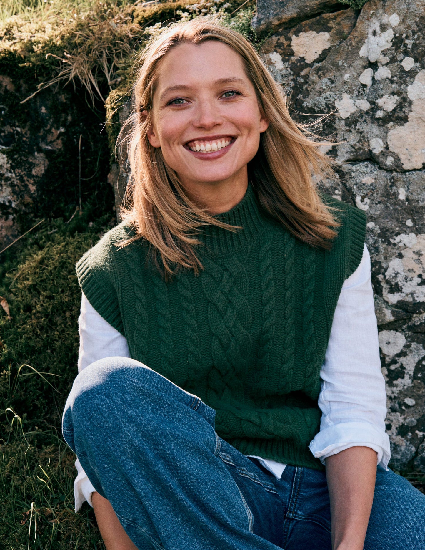 Amara Merino Cable Vest-Green Fir