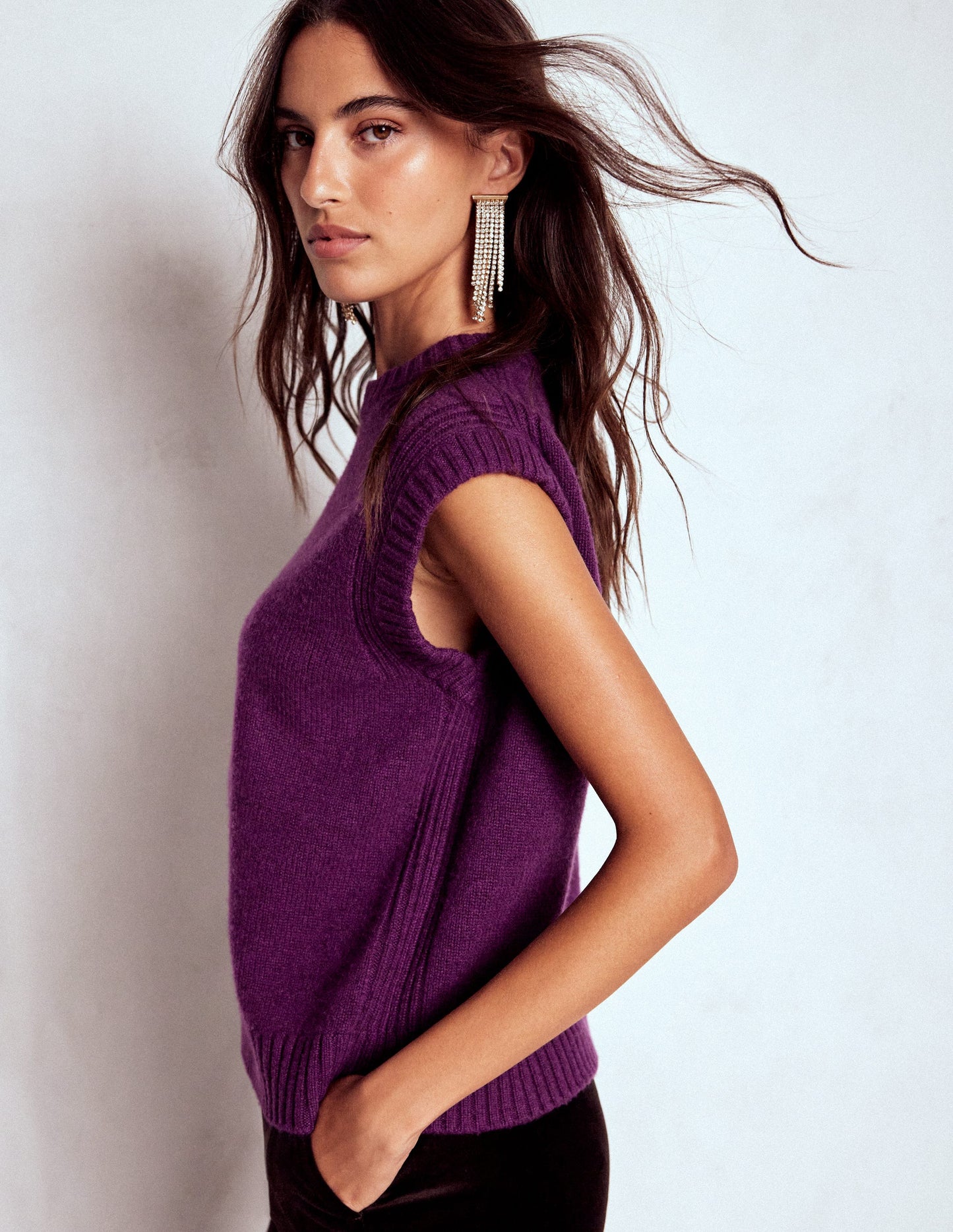 Cashmere Ribbed Trim Vest-Purple