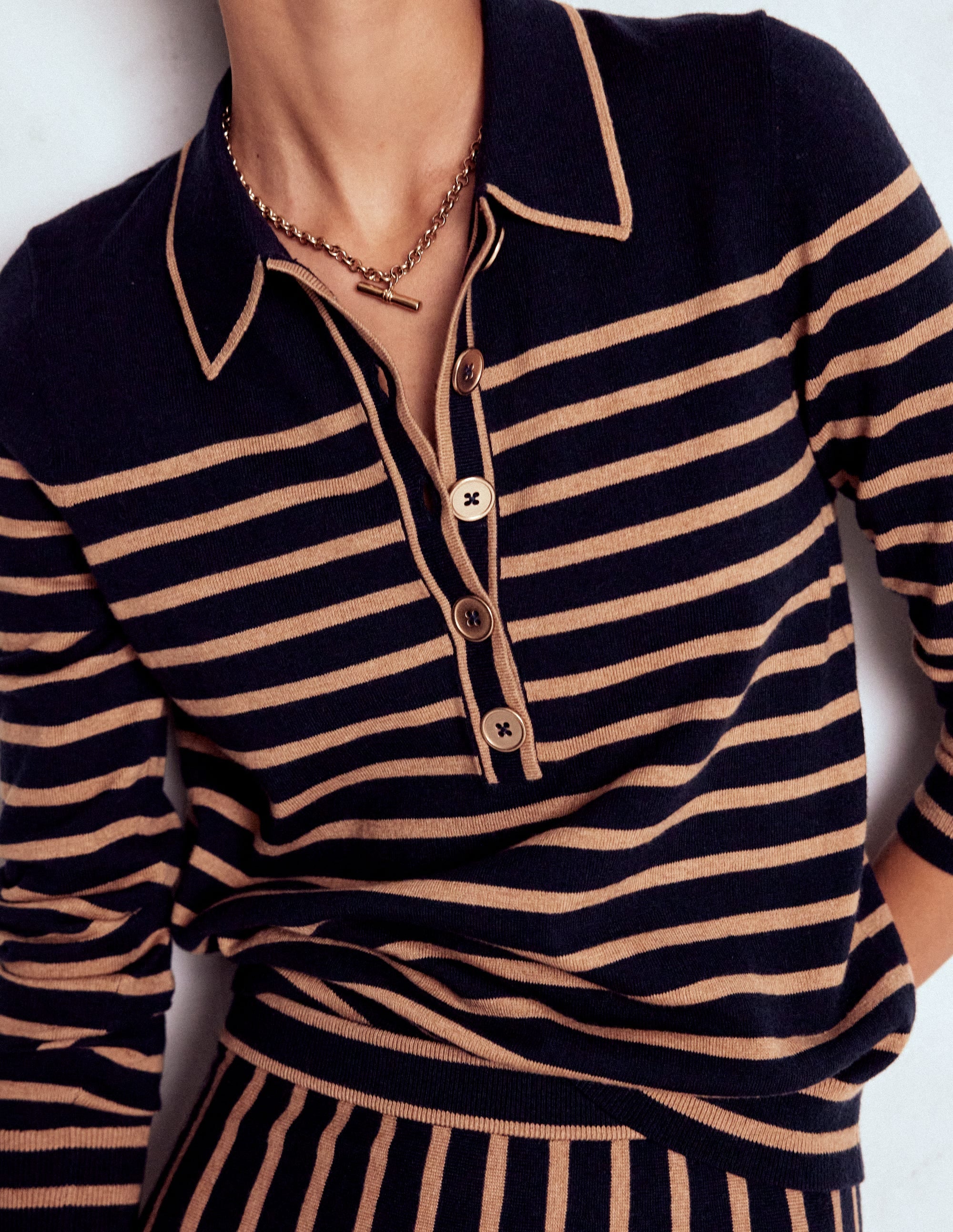 Liz Henley Sweater-Navy / Camel - Image 2