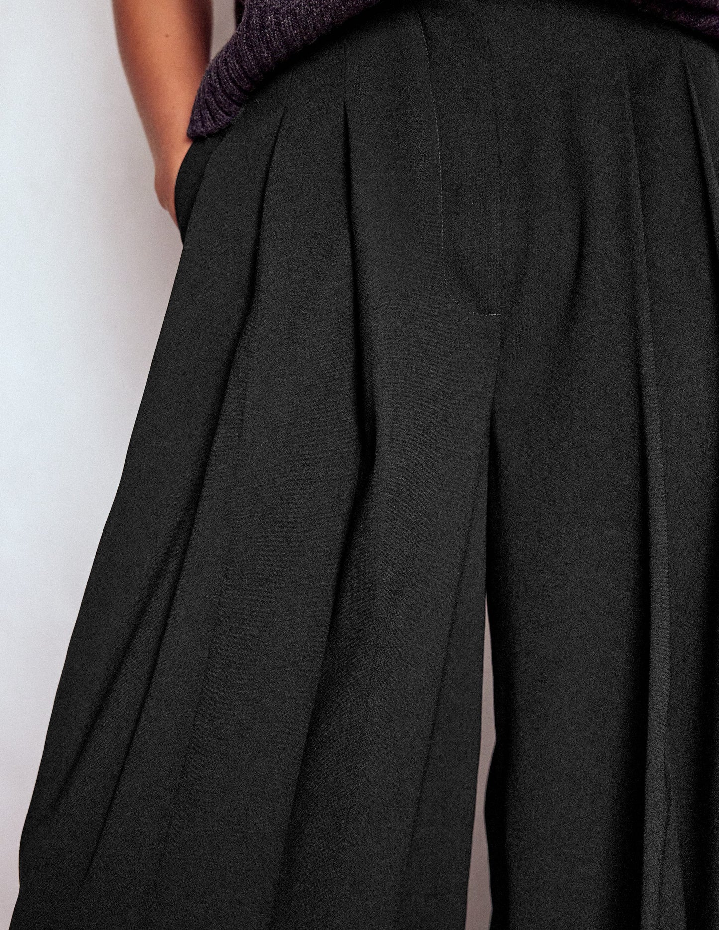 Regent Wide Leg Pants-Black