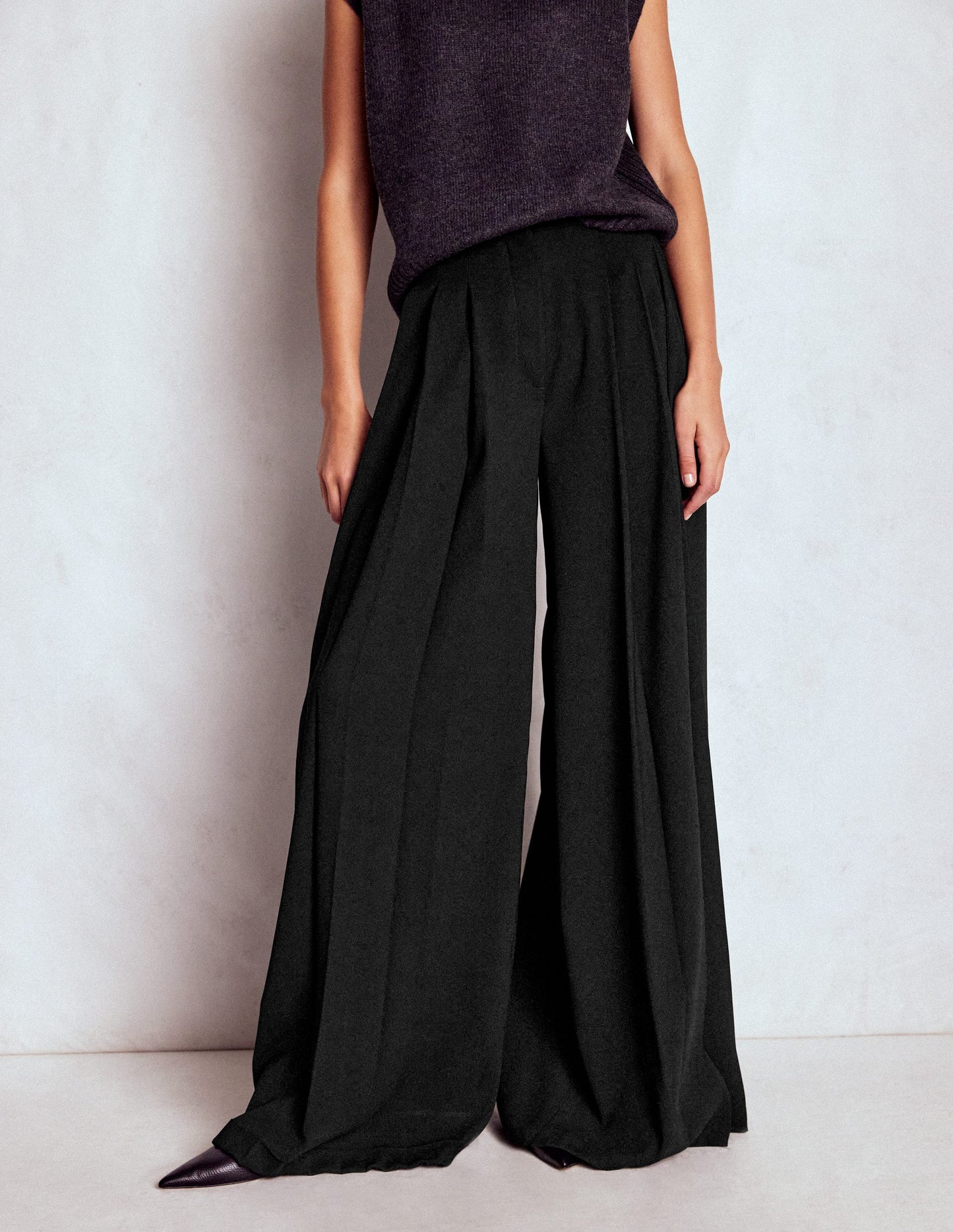 Regent Wide Leg Pants-Black