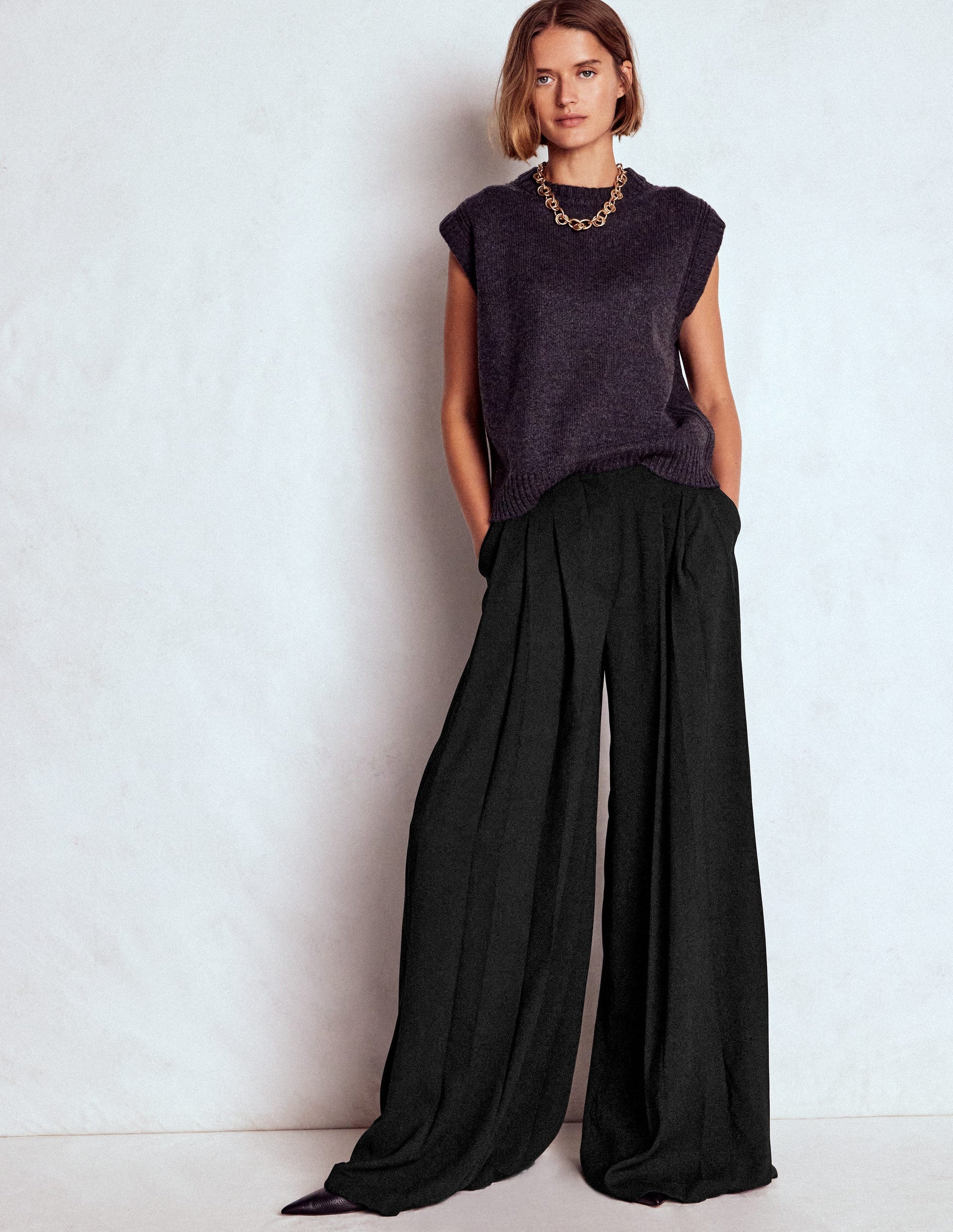 Regent Wide Leg Pants-Black-5