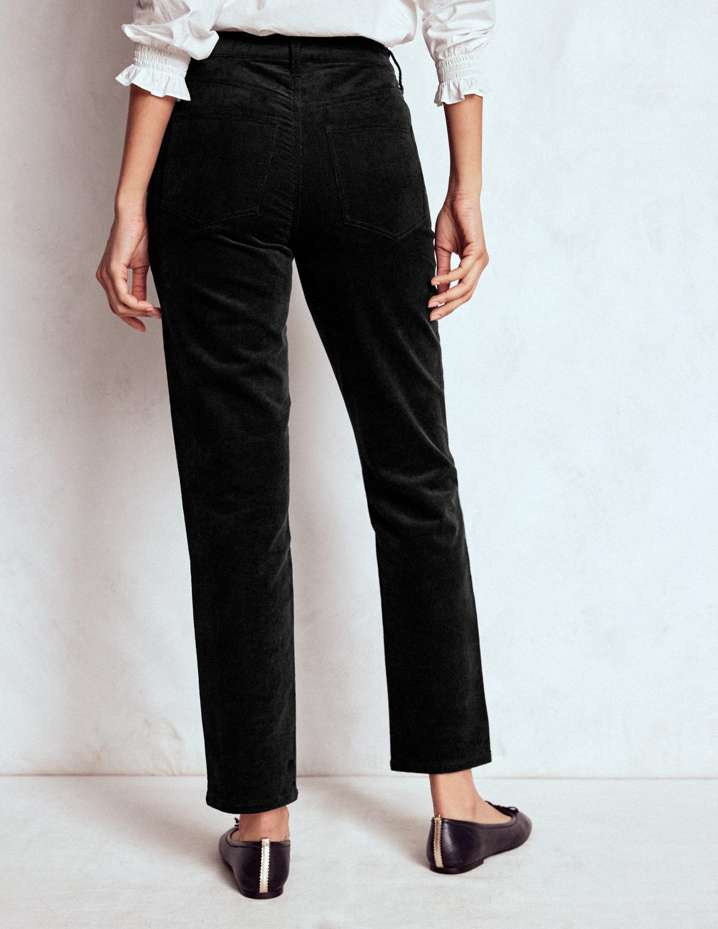 High Rise Cord Slim Jeans-Black