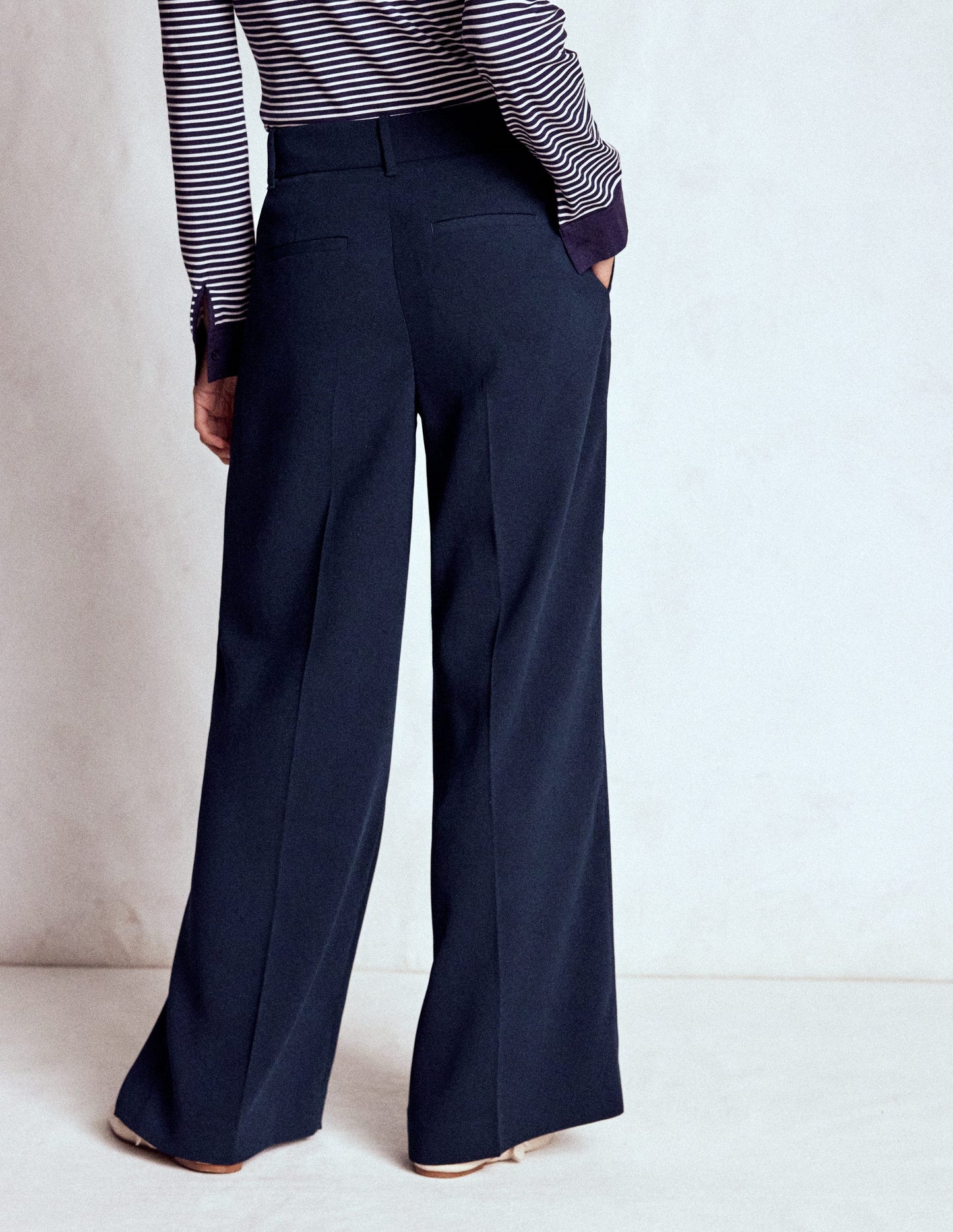 Kensington Tailored Pants-Navy