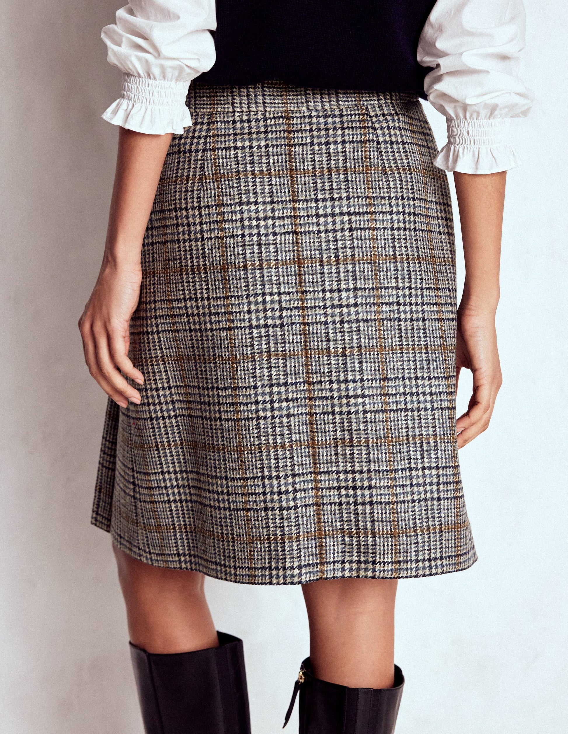 Helen Wool Kilt Skirt-Blue and Grey Prince of Wales-3