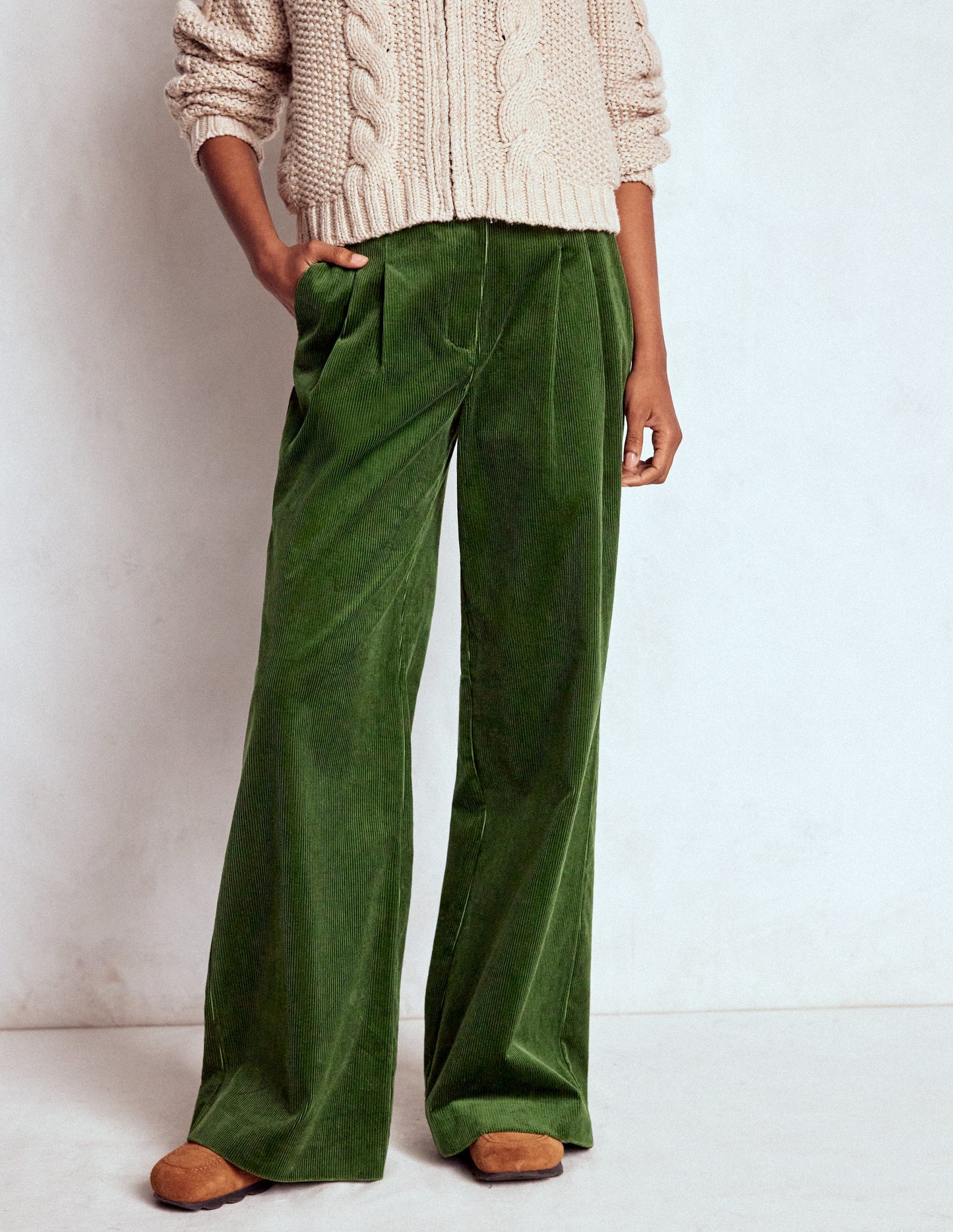 Kensington Cord Pants-Green Fir