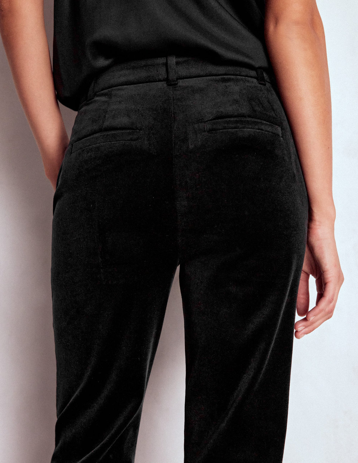Fitted Velvet Flare Pants-Black - Image 4