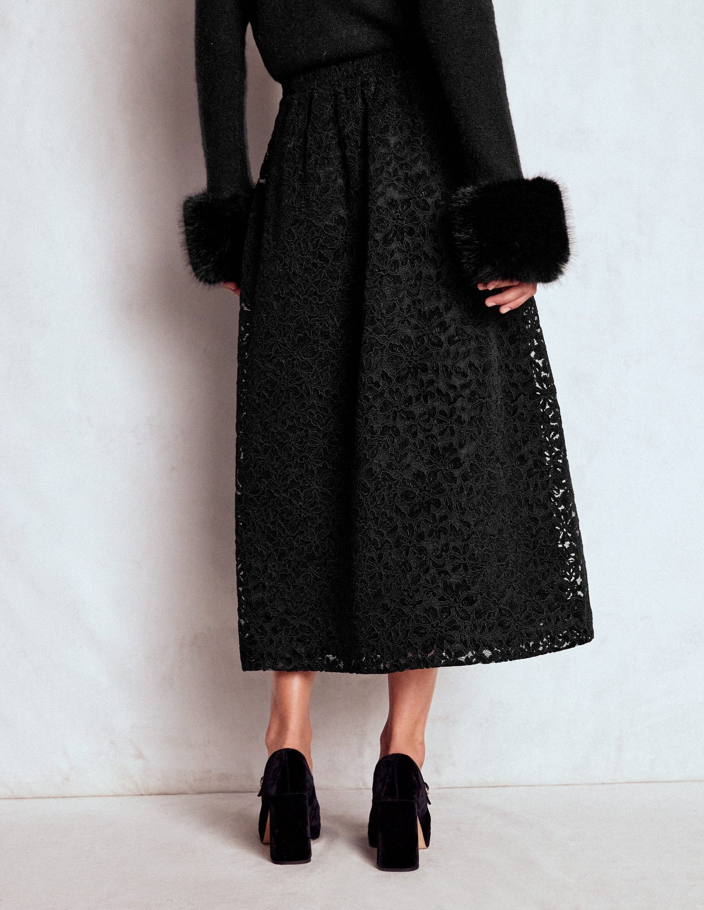 Verity Lace Midi Skirt-Black Lace