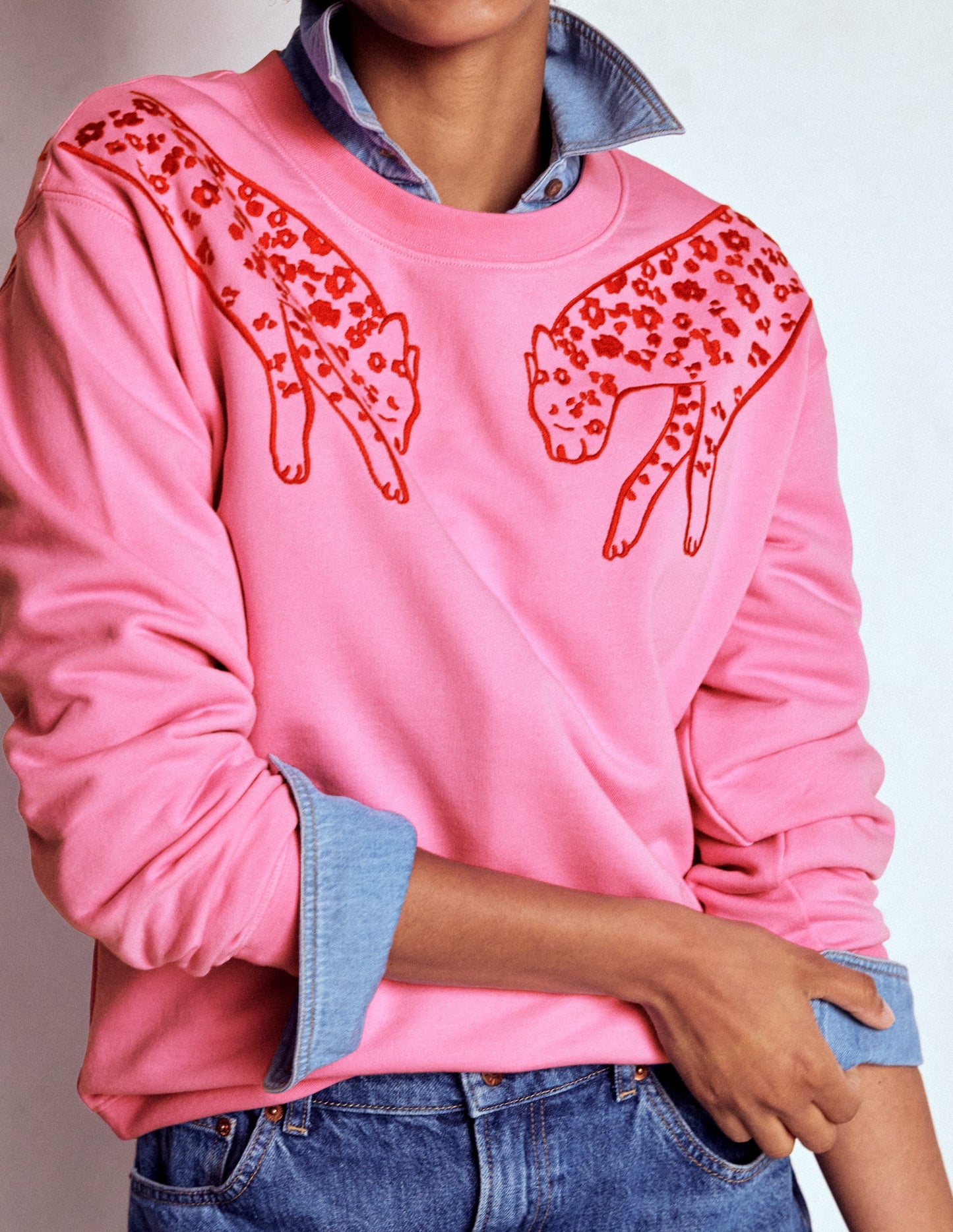 Emi Embroidered Sweatshirt-Leopard Embroidery