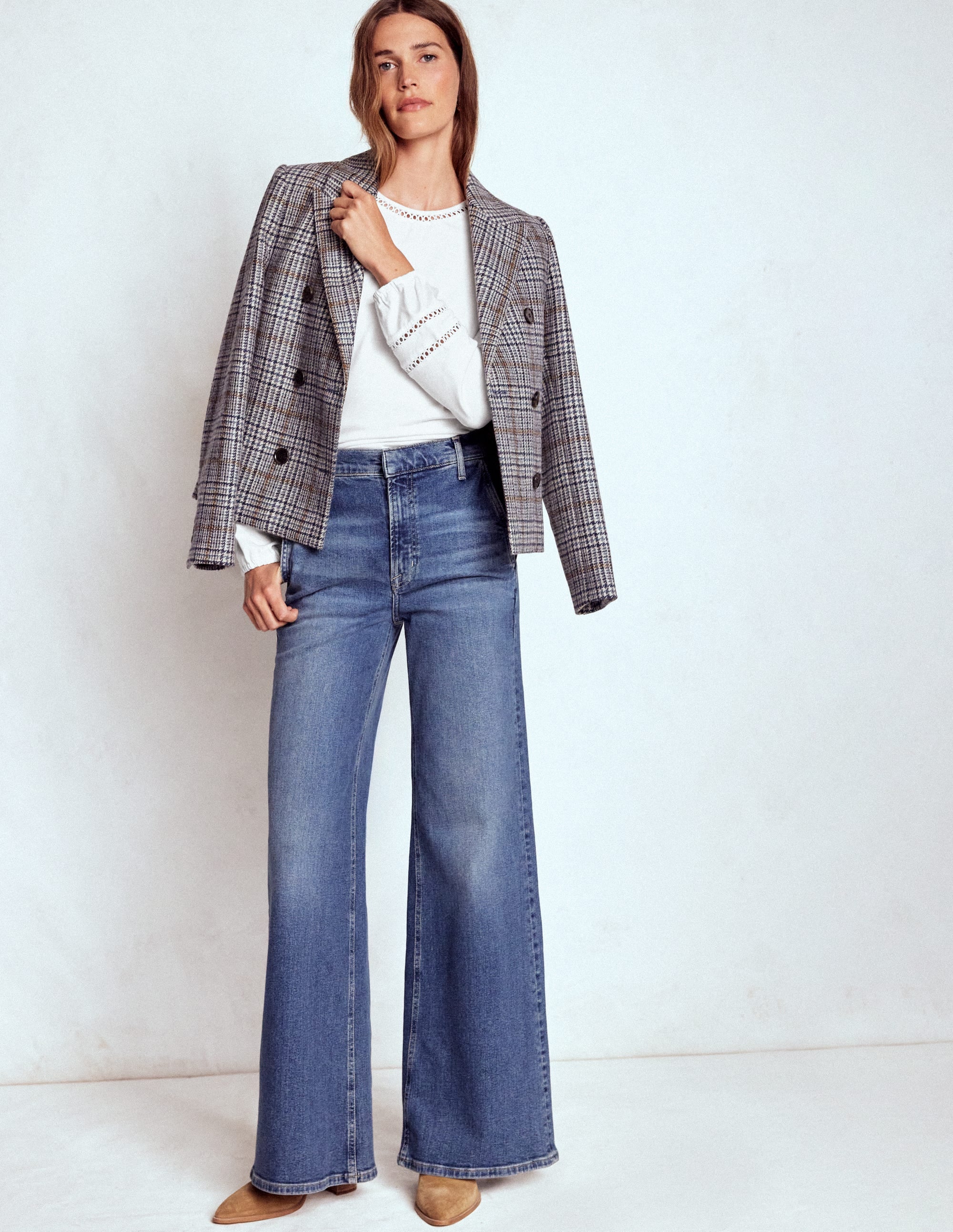 Flo Trim Detail Top-White - Image 1