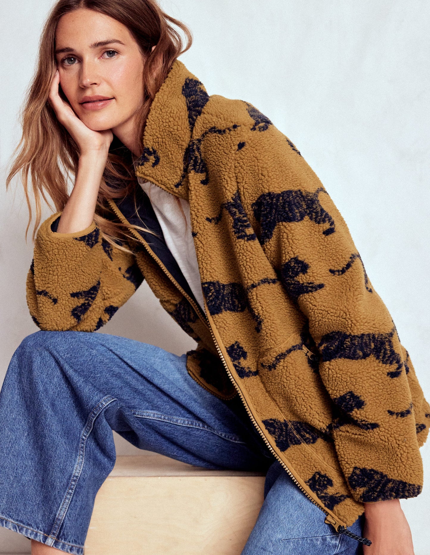 Westminster Borg Jacket-Hazelnut Brown, Leaping Tiger