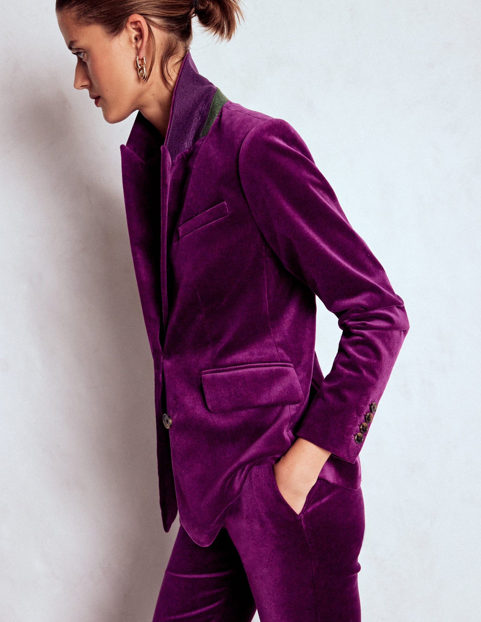 Stamford Velvet Blazer-Plum Jam-6
