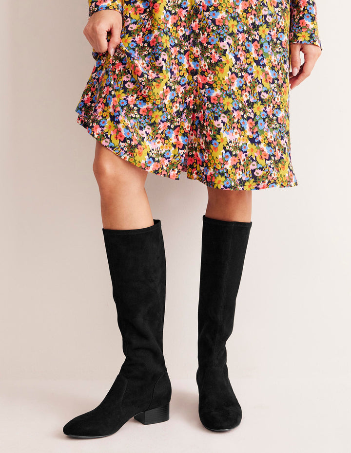 Flat Stretch Knee Boot-Black