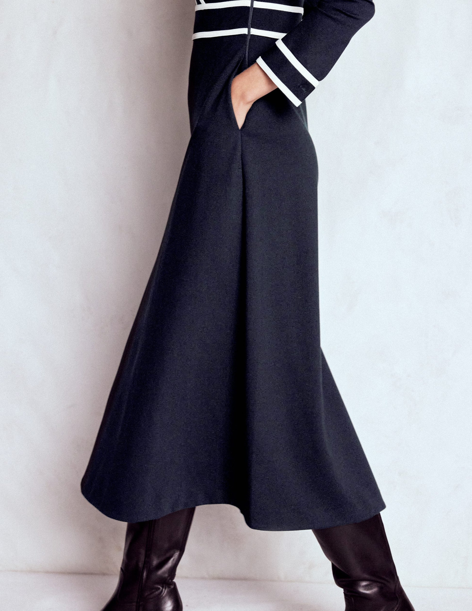 Contrast Ponte Midi Dress-Navy-4