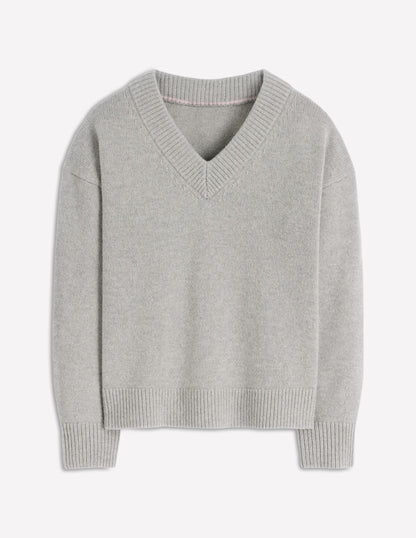 Marion Merino V-neck Sweater-March Hare-5