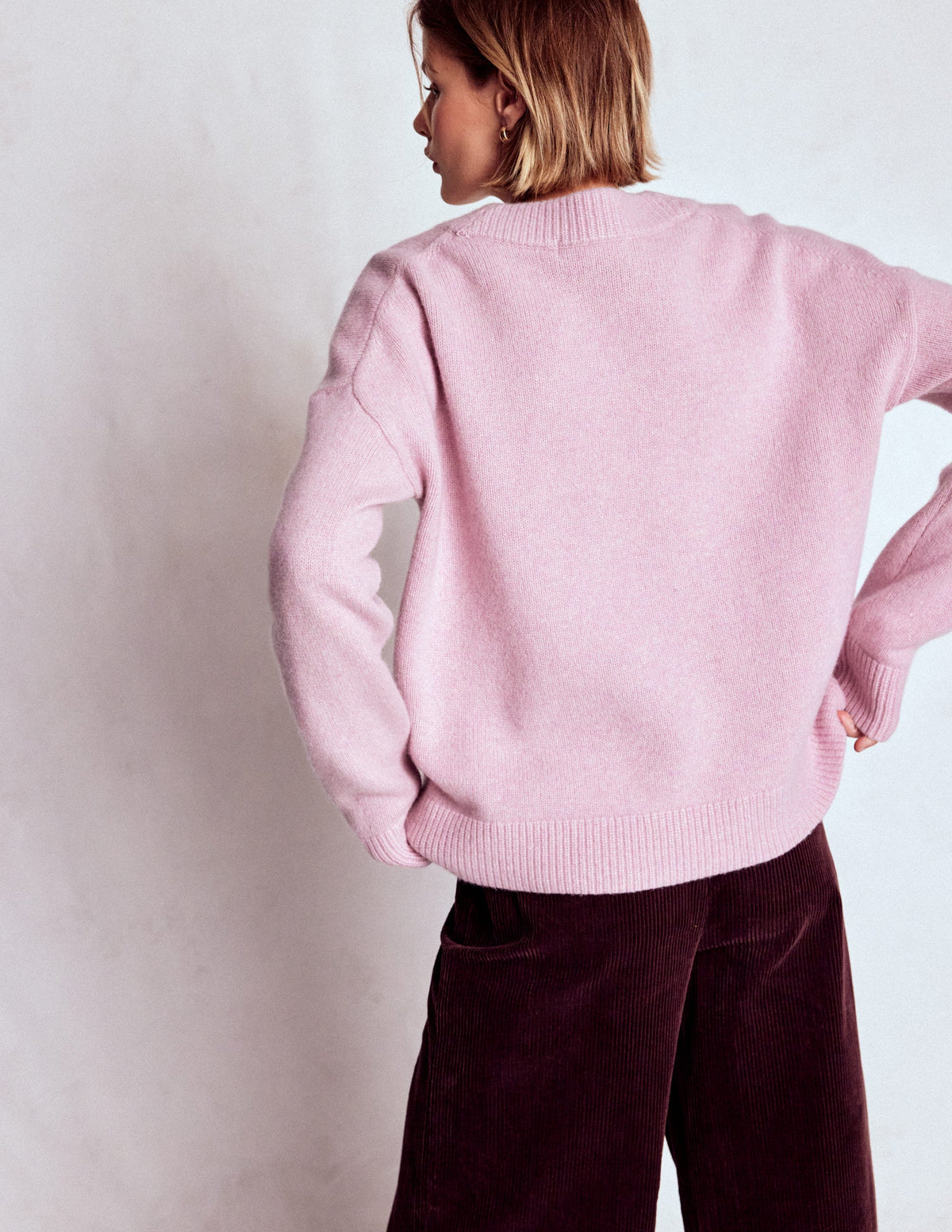 Marion Merino V-neck Sweater-Blush Pink - Image 3