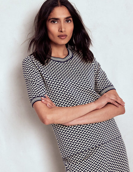 Jacquard Knitted T-Shirt-Navy/ Ivory Dogtooth