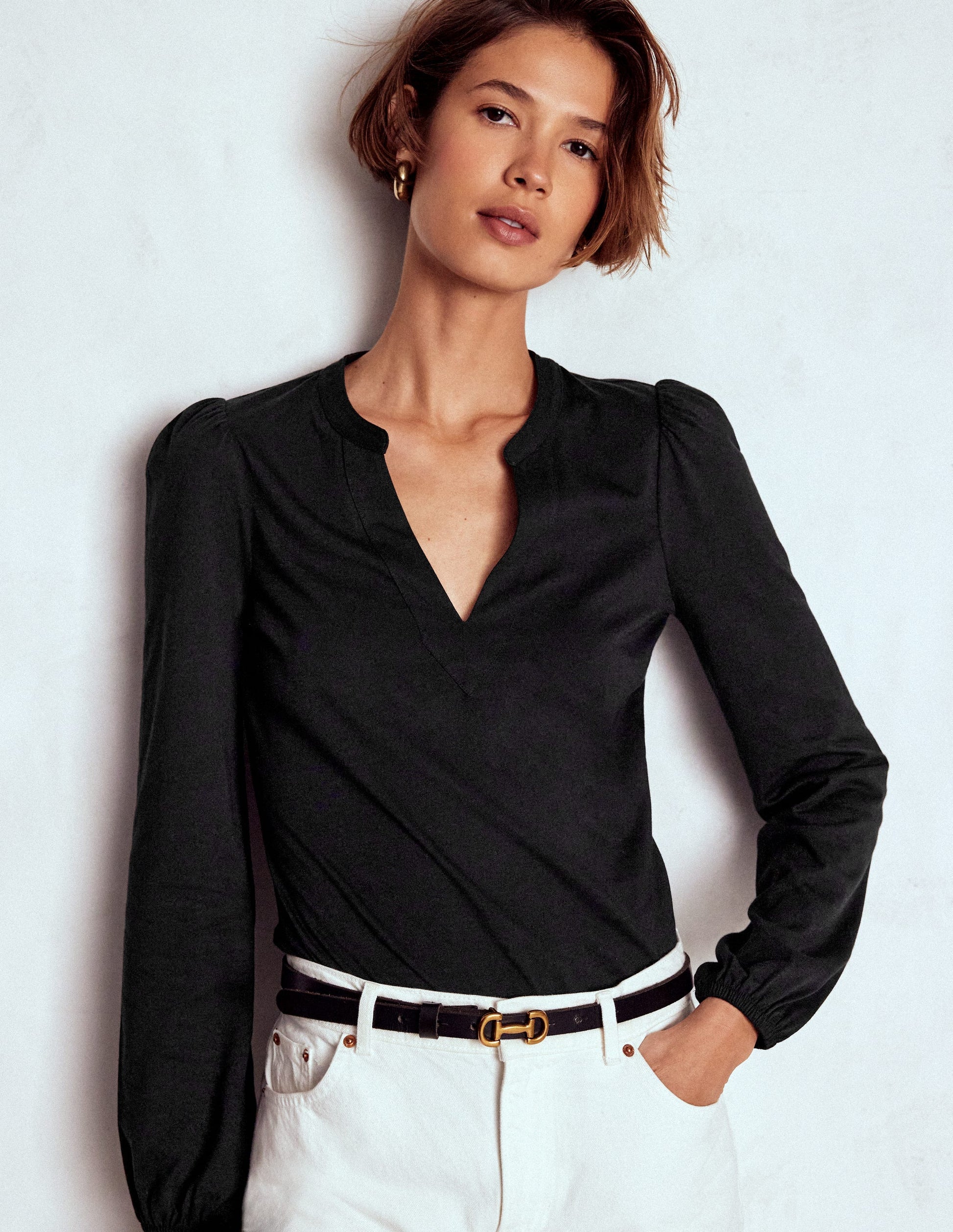 Supersoft Notch Top-Black-5