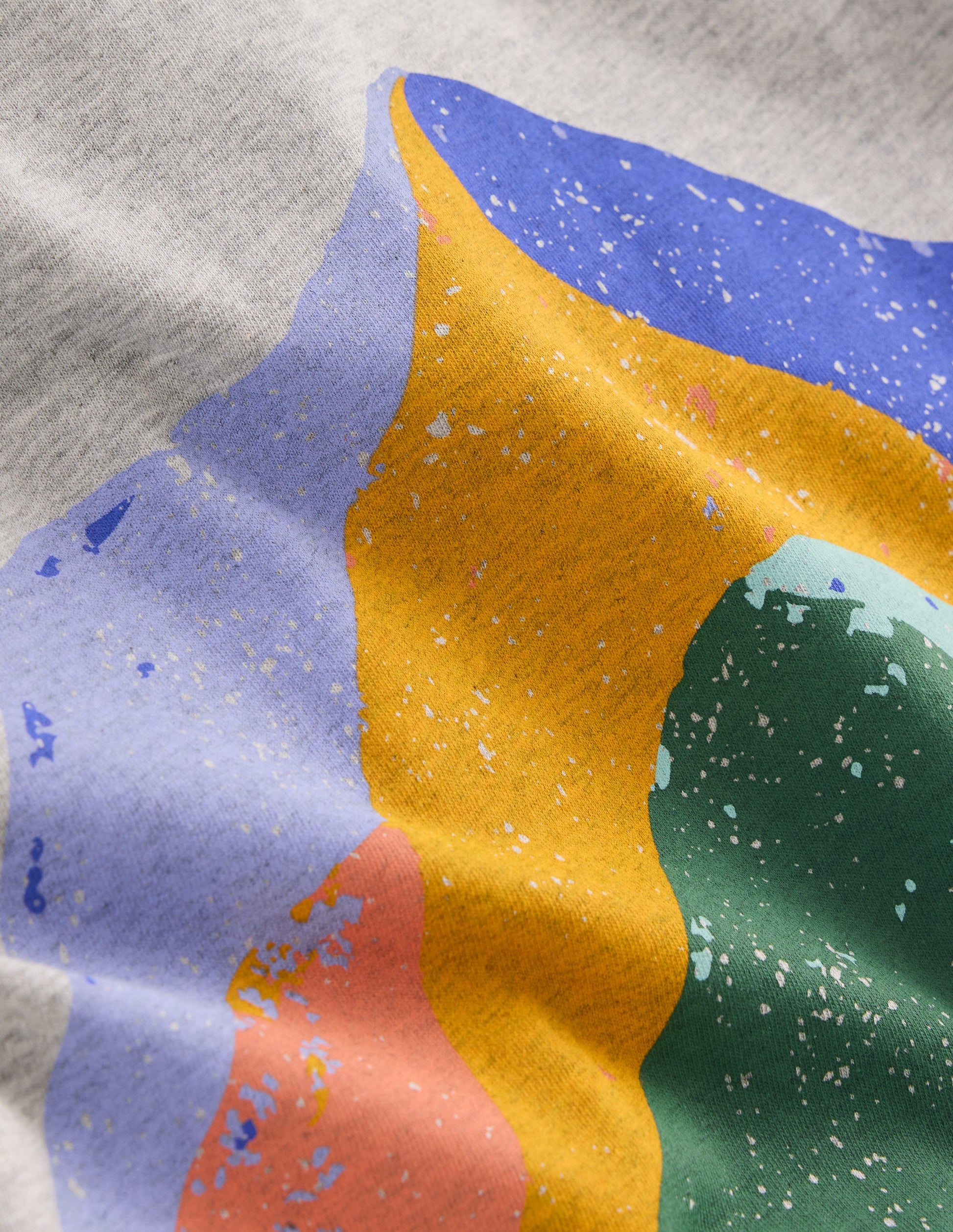 Relaxed Graphic T-shirt-Mountains-3