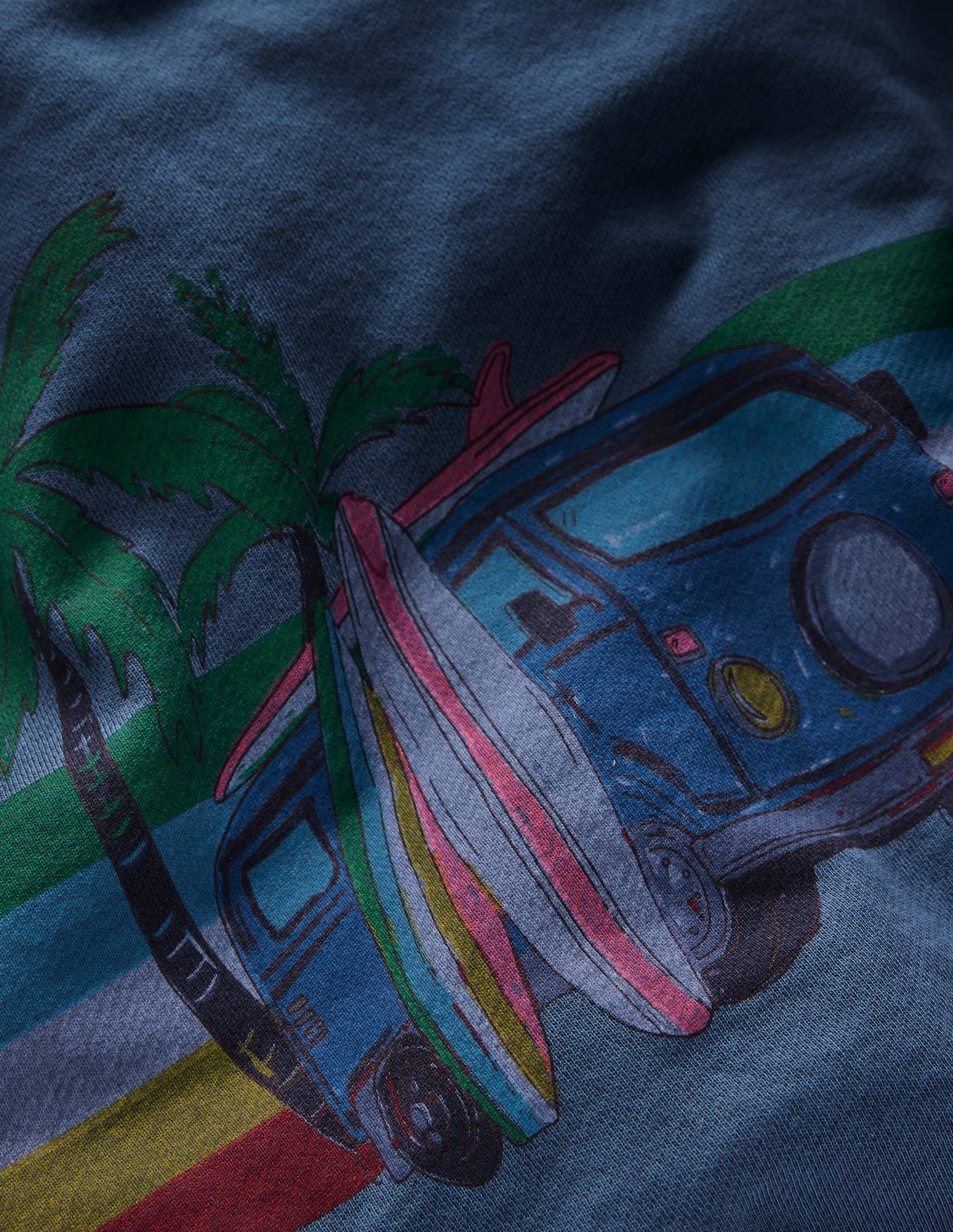 Garment Dye Graphic Hoody-Holiday Car - Image 4