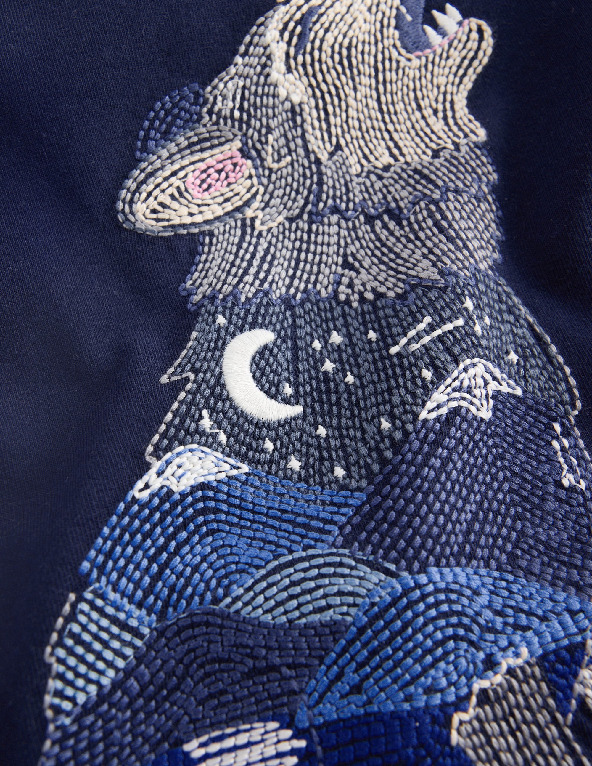 Glow Superstitch T-shirt-French Navy Scenic Wolf - Image 5