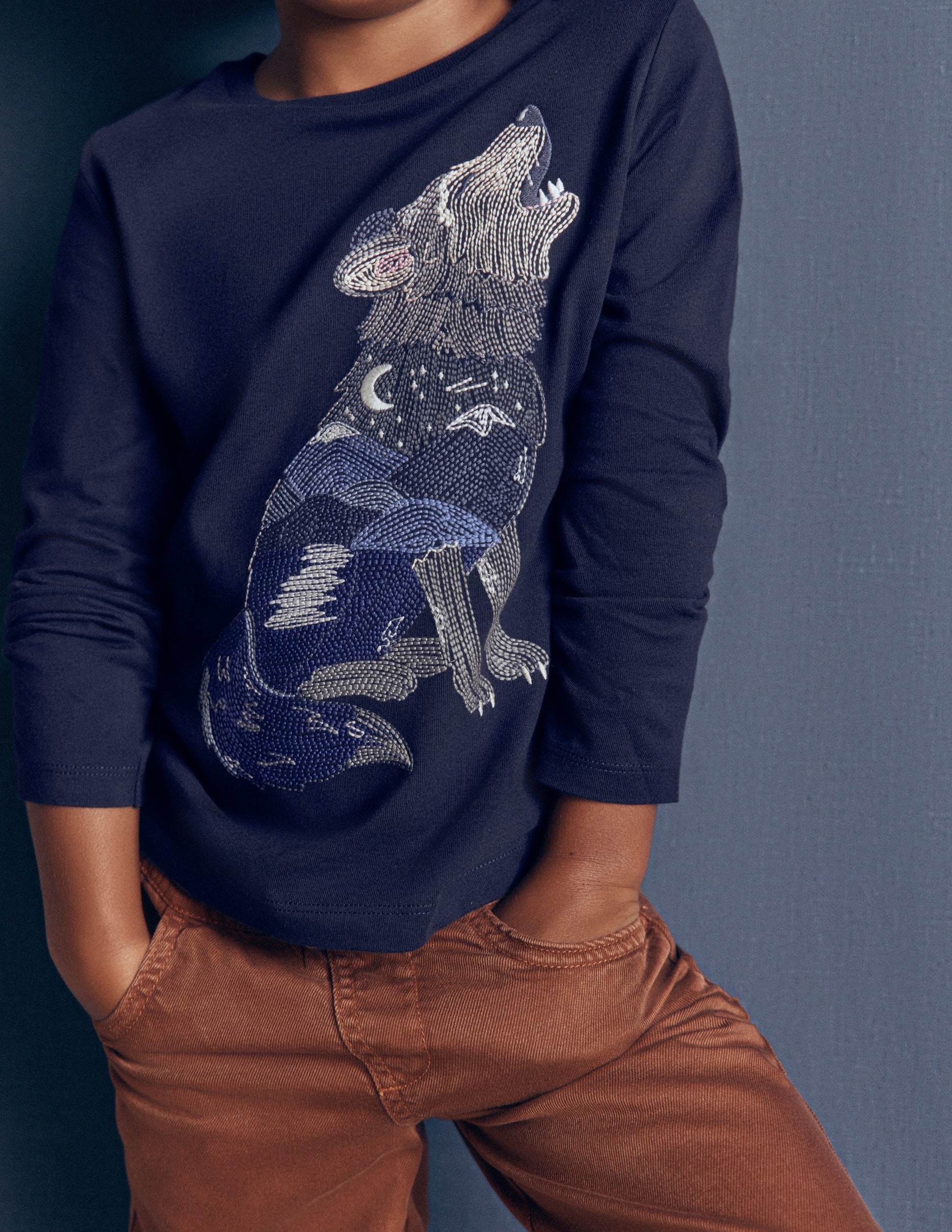 Glow Superstitch T-shirt-French Navy Scenic Wolf-2