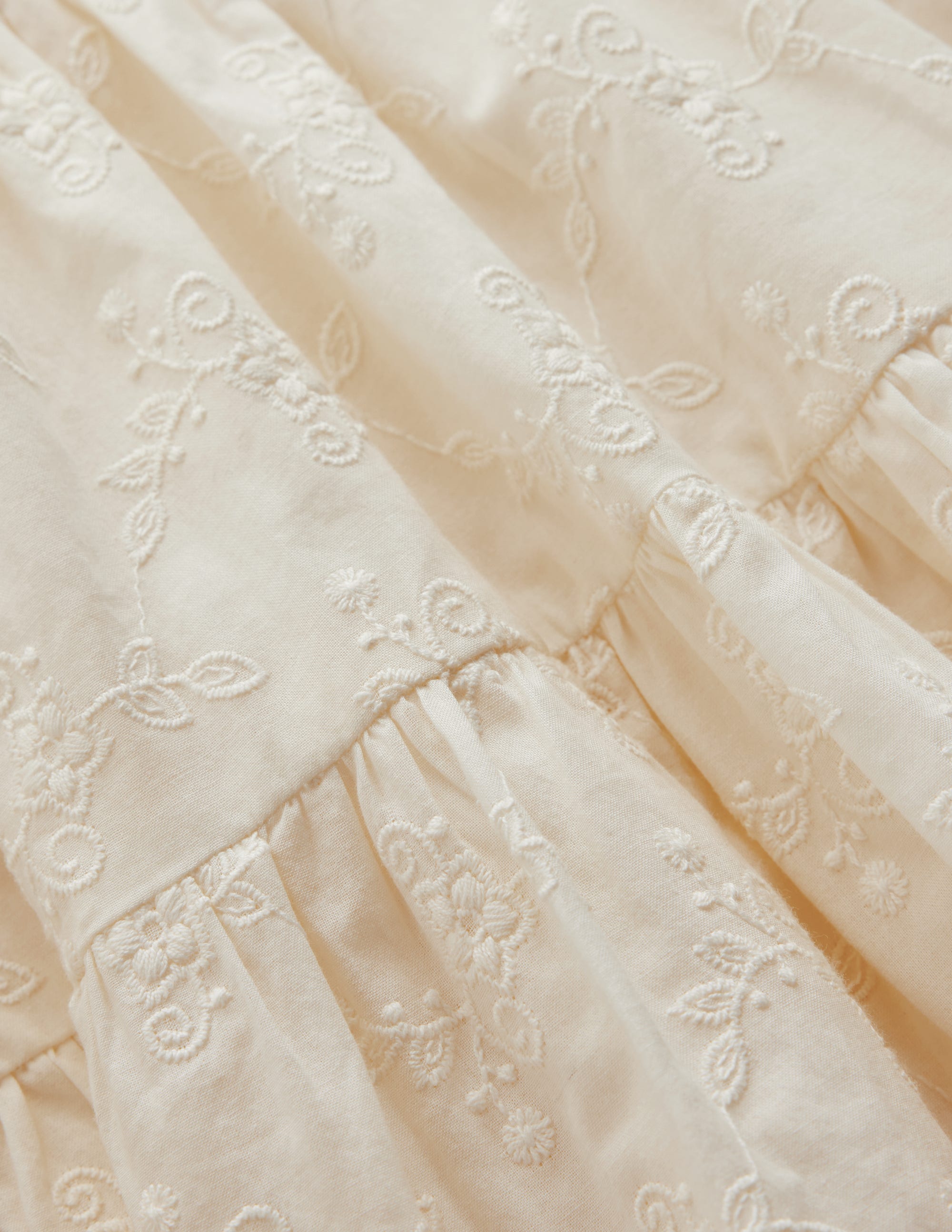 Tiered Woven Top-Soft Cream - Image 4
