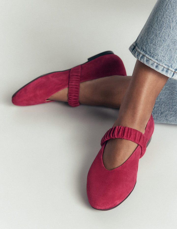 Camilla Ruched Ballet Flats-Wine
