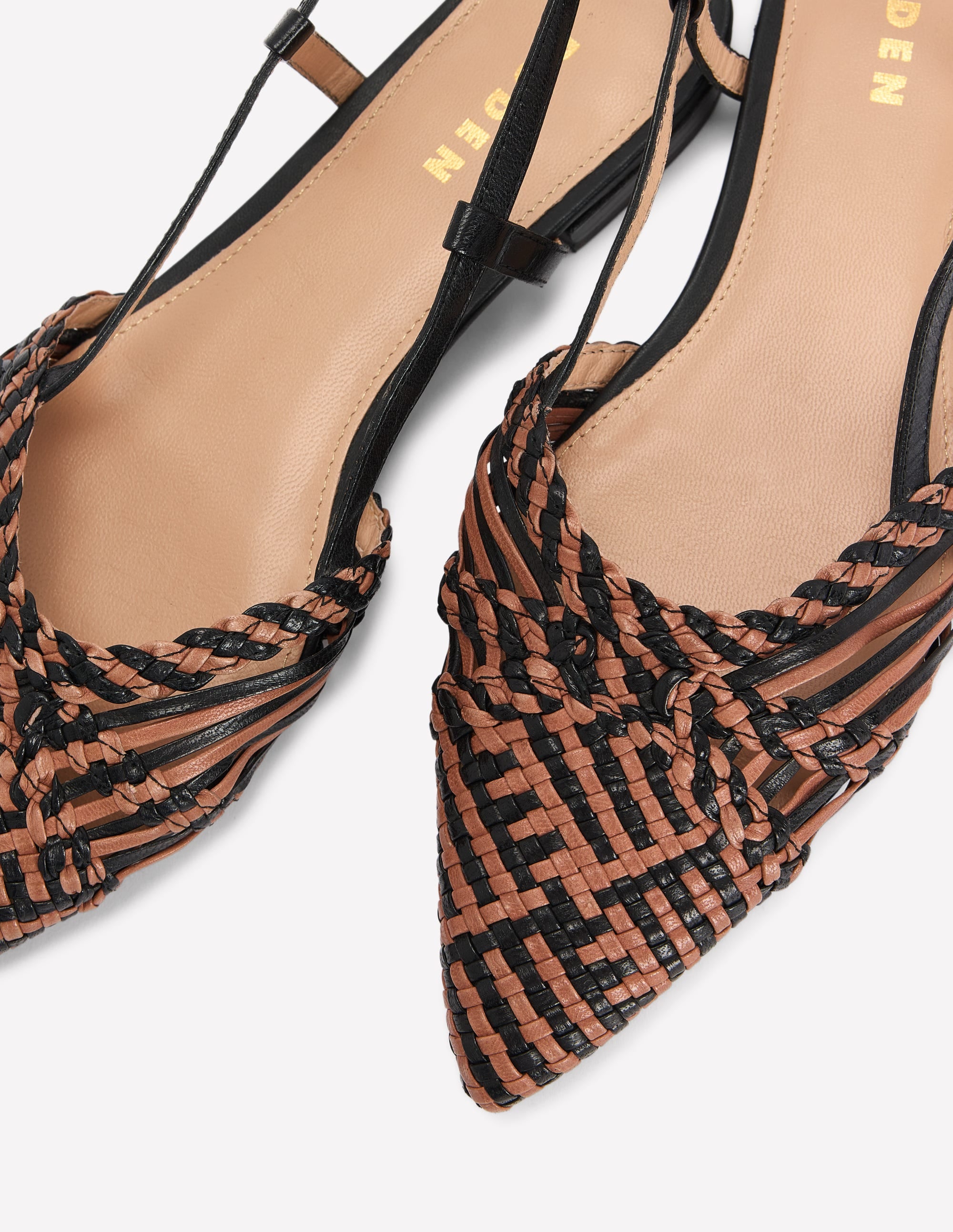 Woven Detail Pointed Flats-Black/ Neutral - Image 4