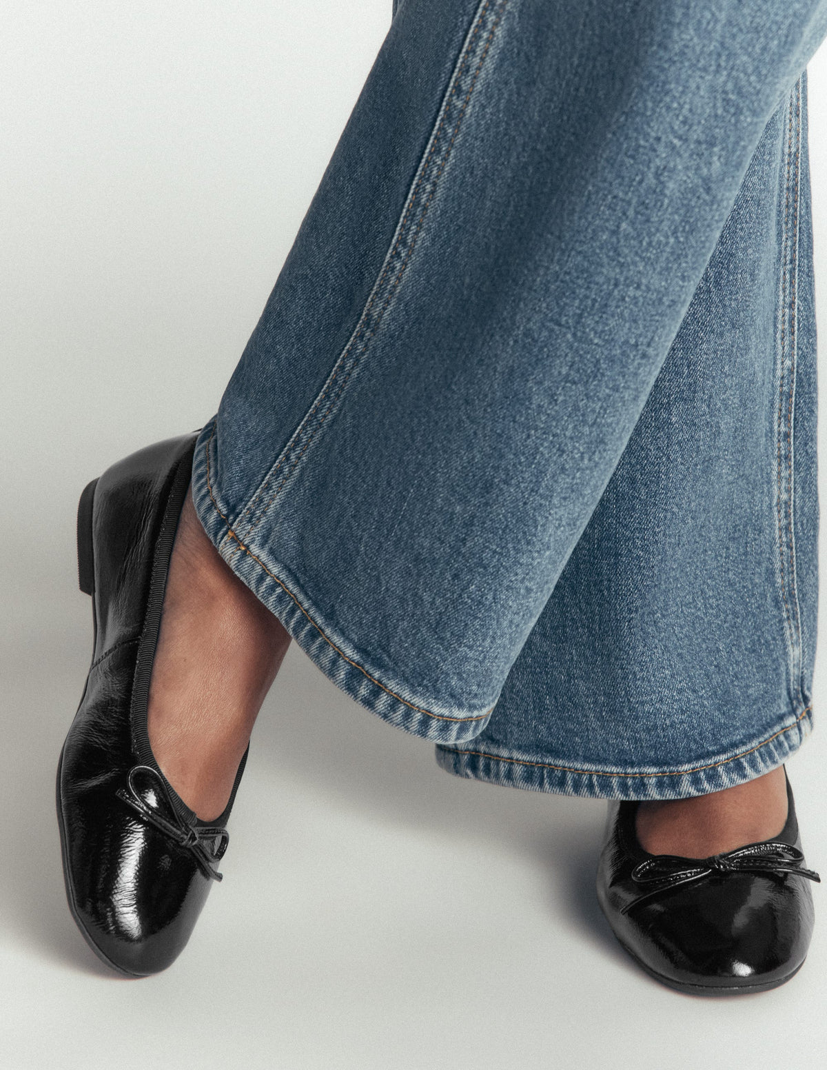 Patti Round Toe Ballet Flats-Black-2