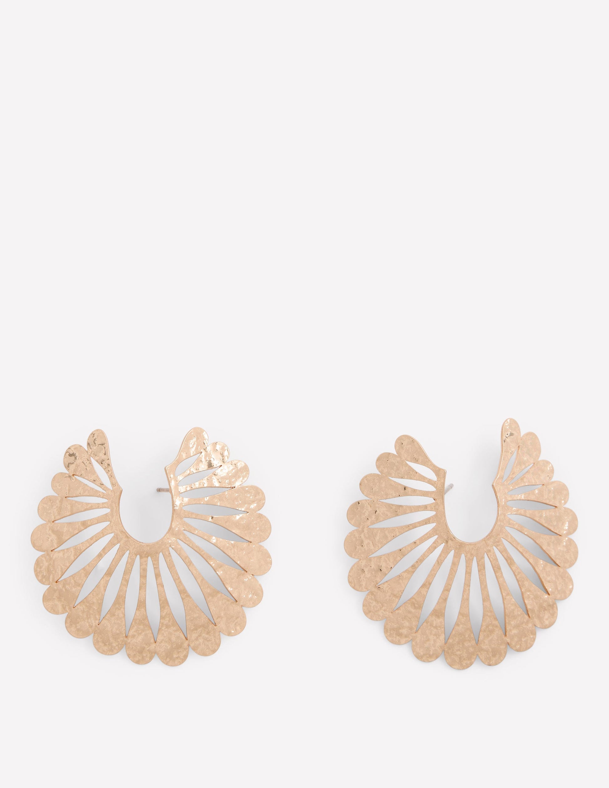Statement Hammered Studs-Hoop-1