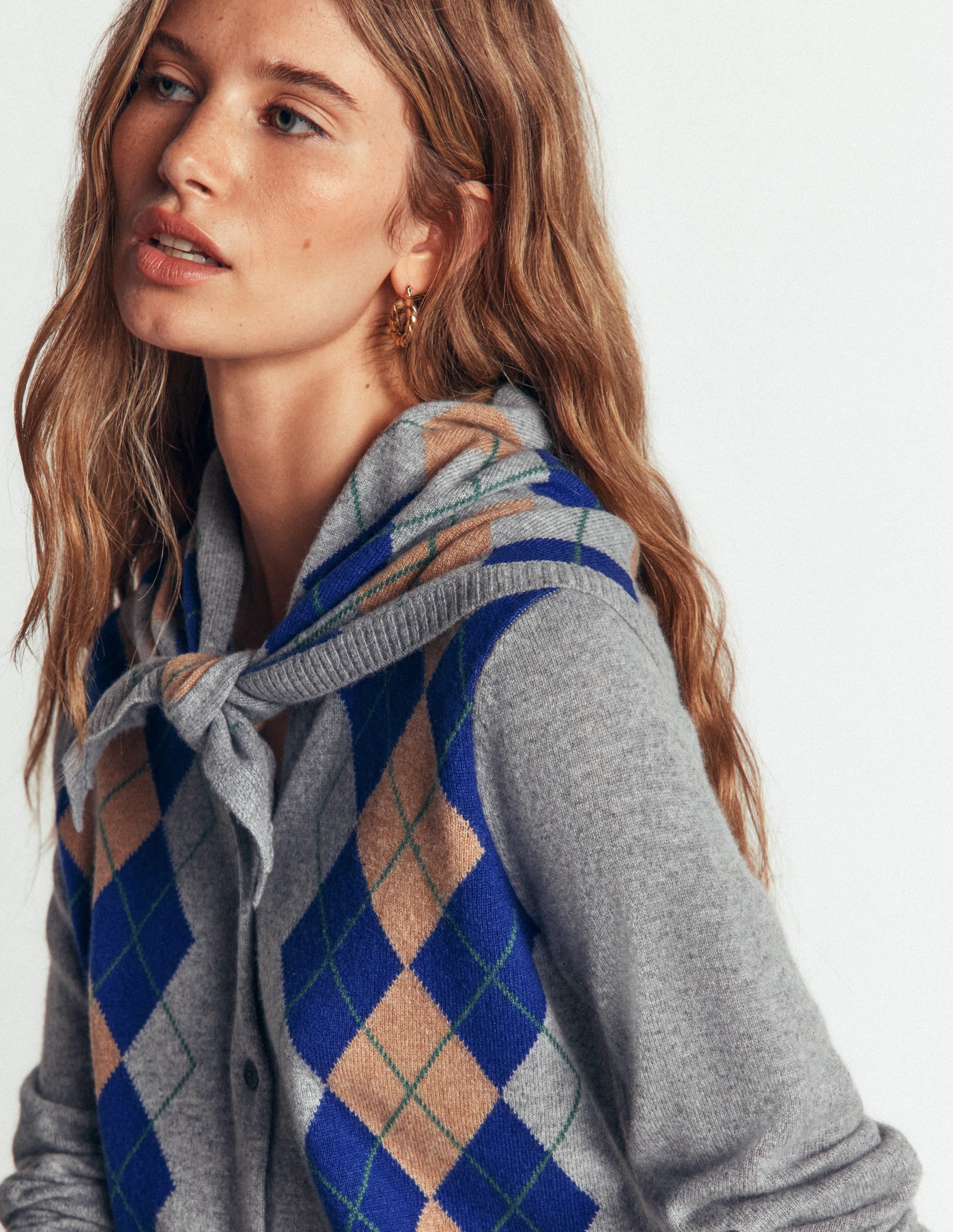Cashmere Neckerchief-Grey Argyle - Image 3