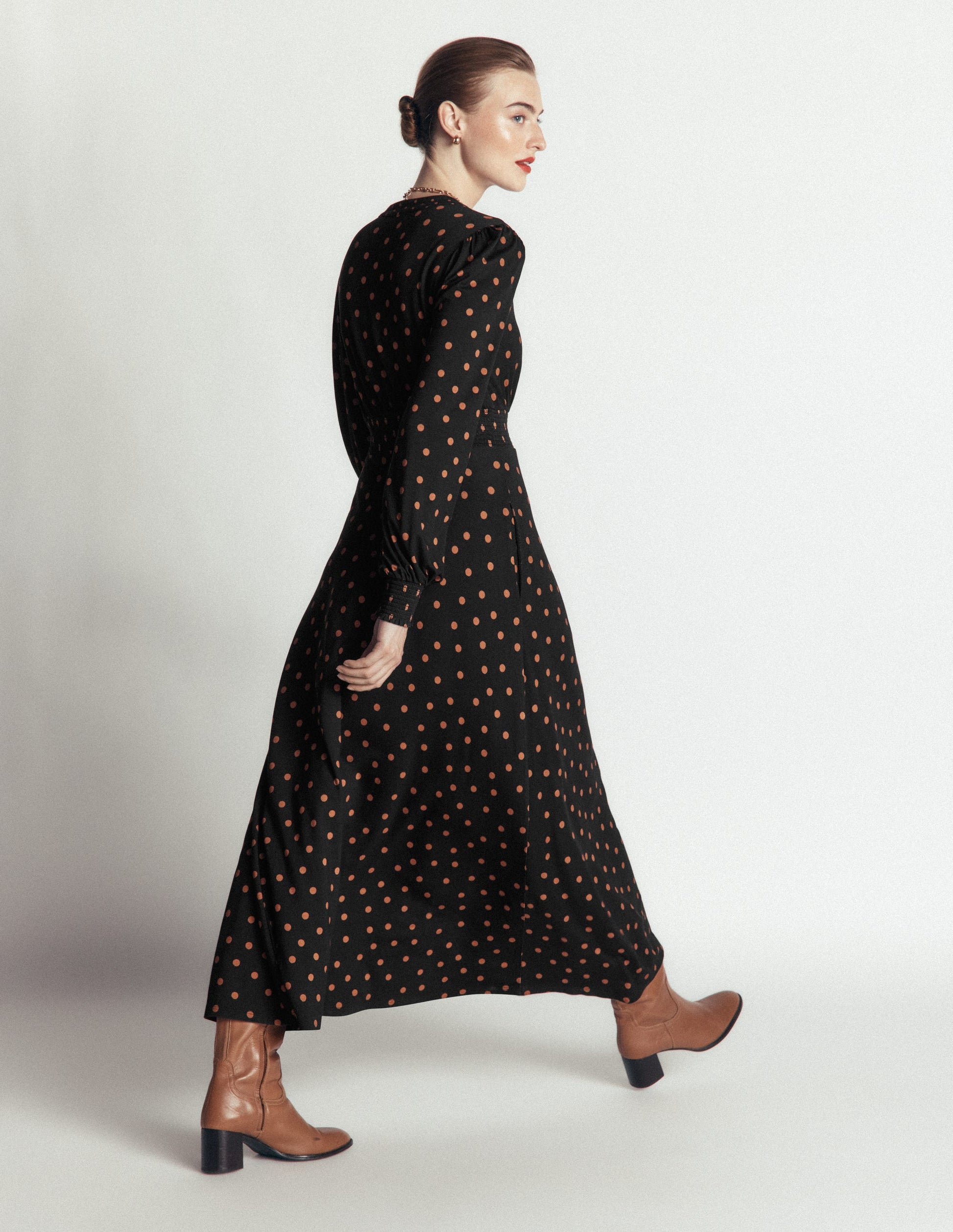 Boden Women's Georgia Jersey Midi Dress in Black
