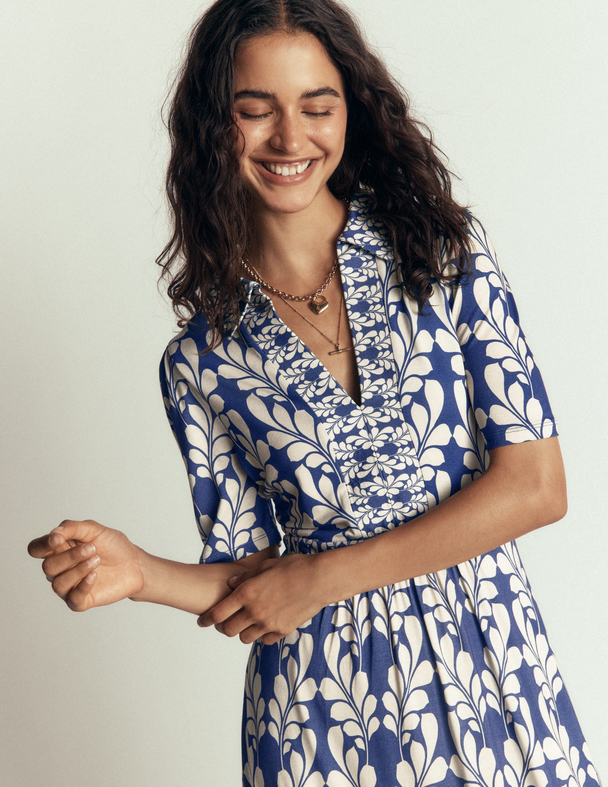 Heidi Jersey Midi Tea Dress-Denim Blue, Delicate Trail - Image 2