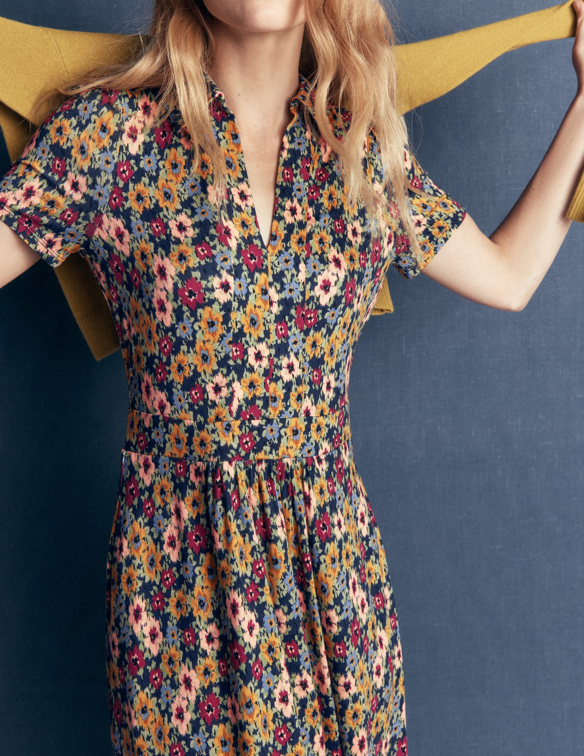 Heidi Jersey Midi Tea Dress-French Navy, Flecked Garden - Image 2