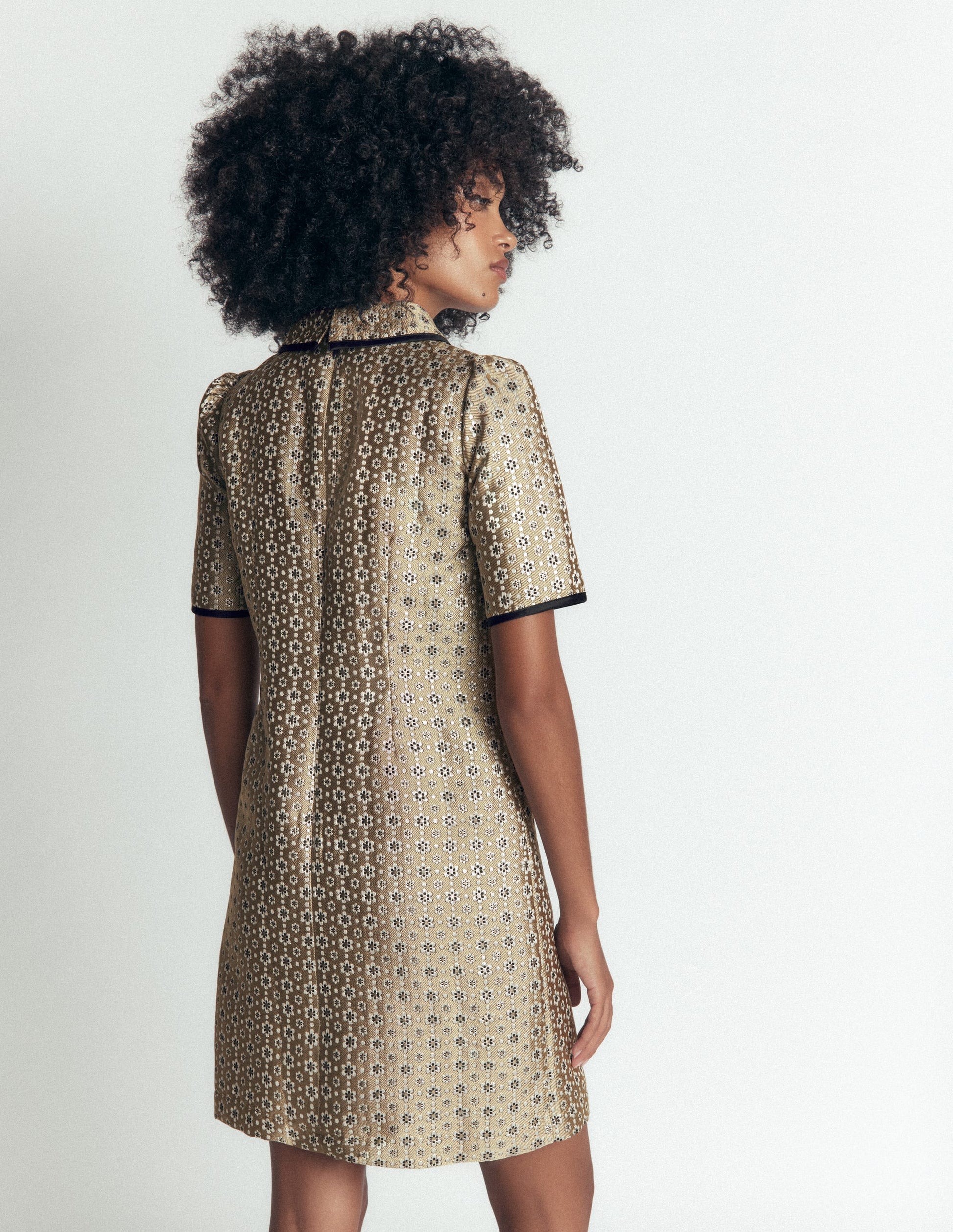 Bow Detail Pocket Shift Dress-Gold Jacquard-5