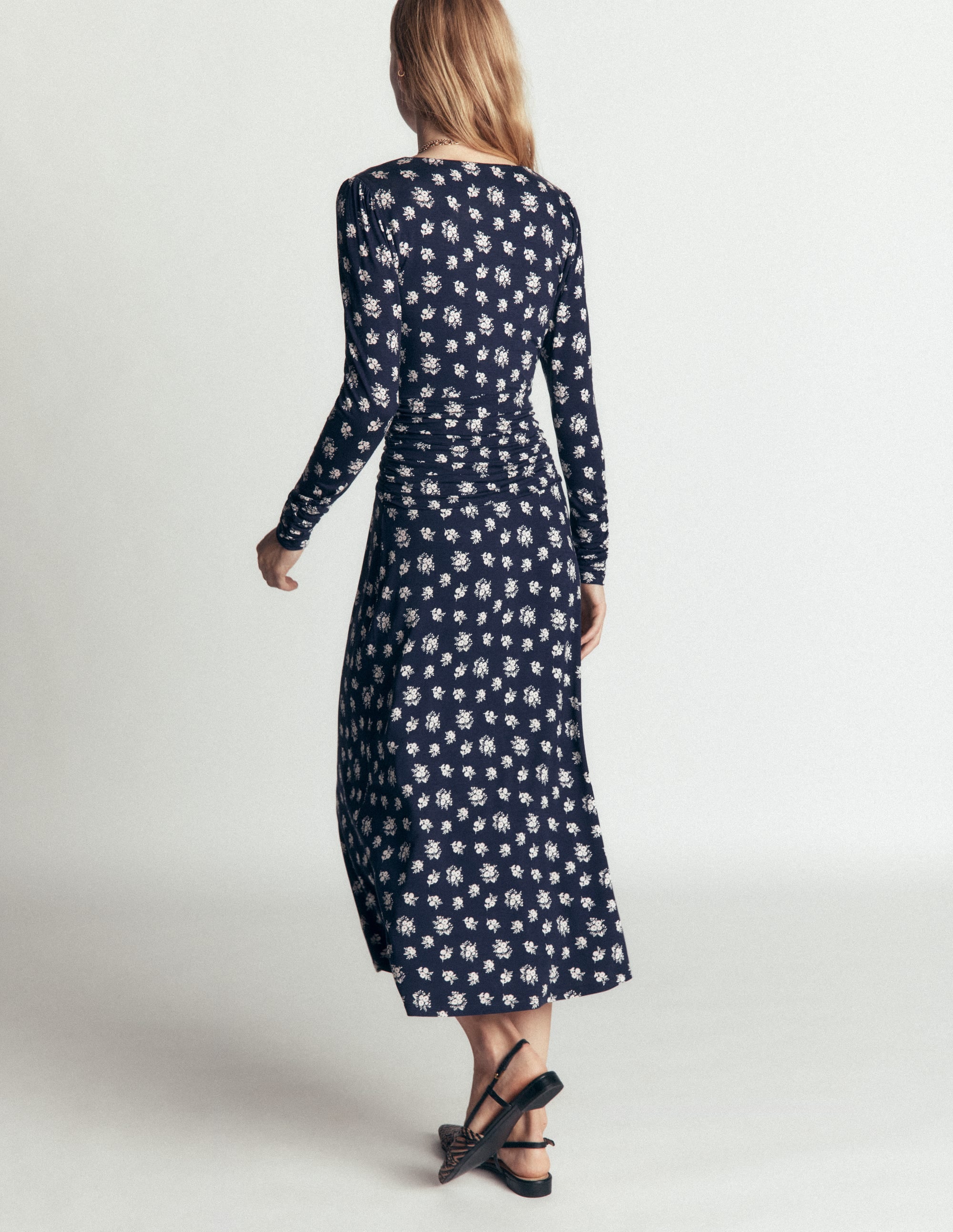Mya Ruched Jersey Midi Dress-French Navy, Delicate Garden - Image 3