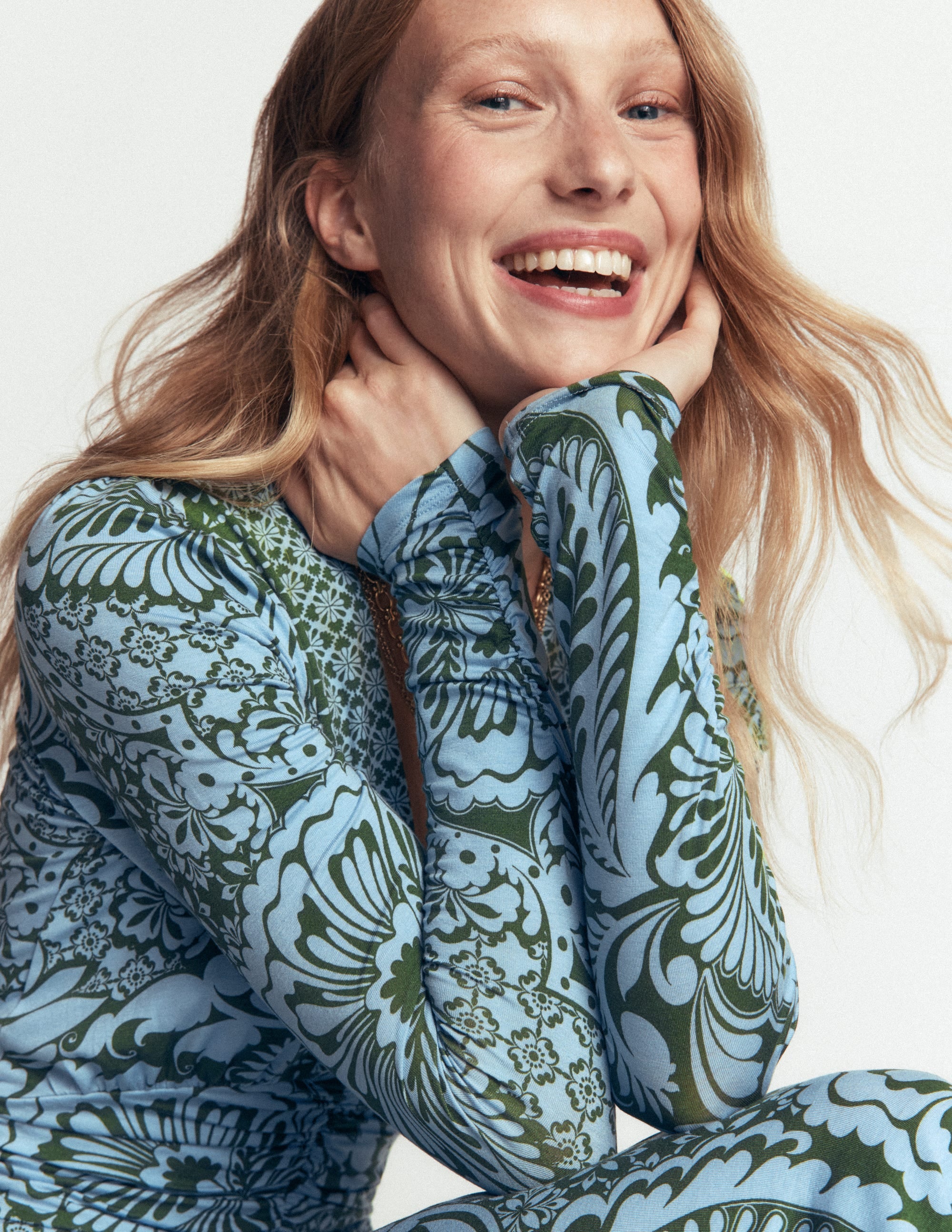 Mya Ruched Jersey Midi Dress-Forest Green, Botanical Medley - Image 3