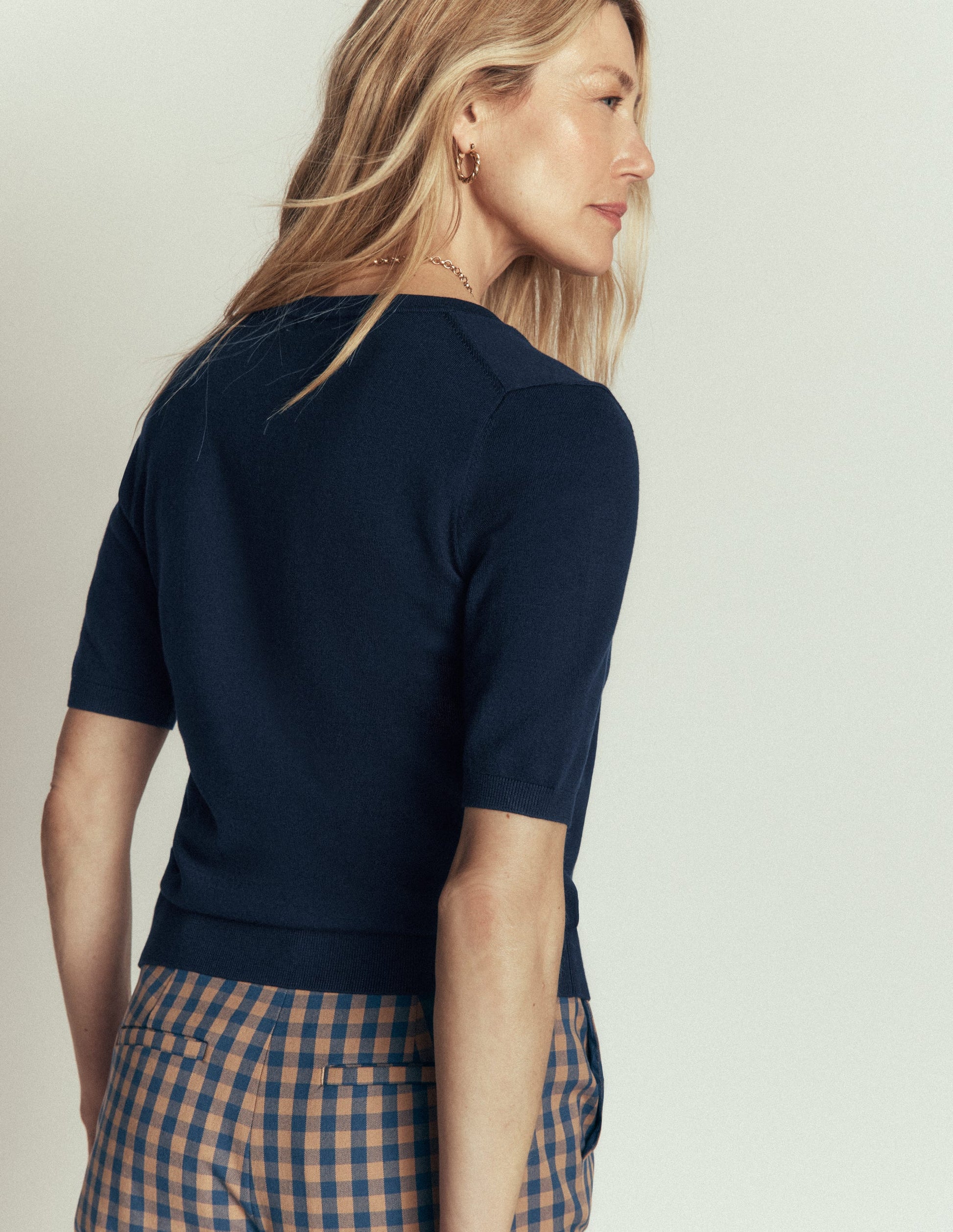 Camilla Cotton V-neck T-shirt-Navy-3