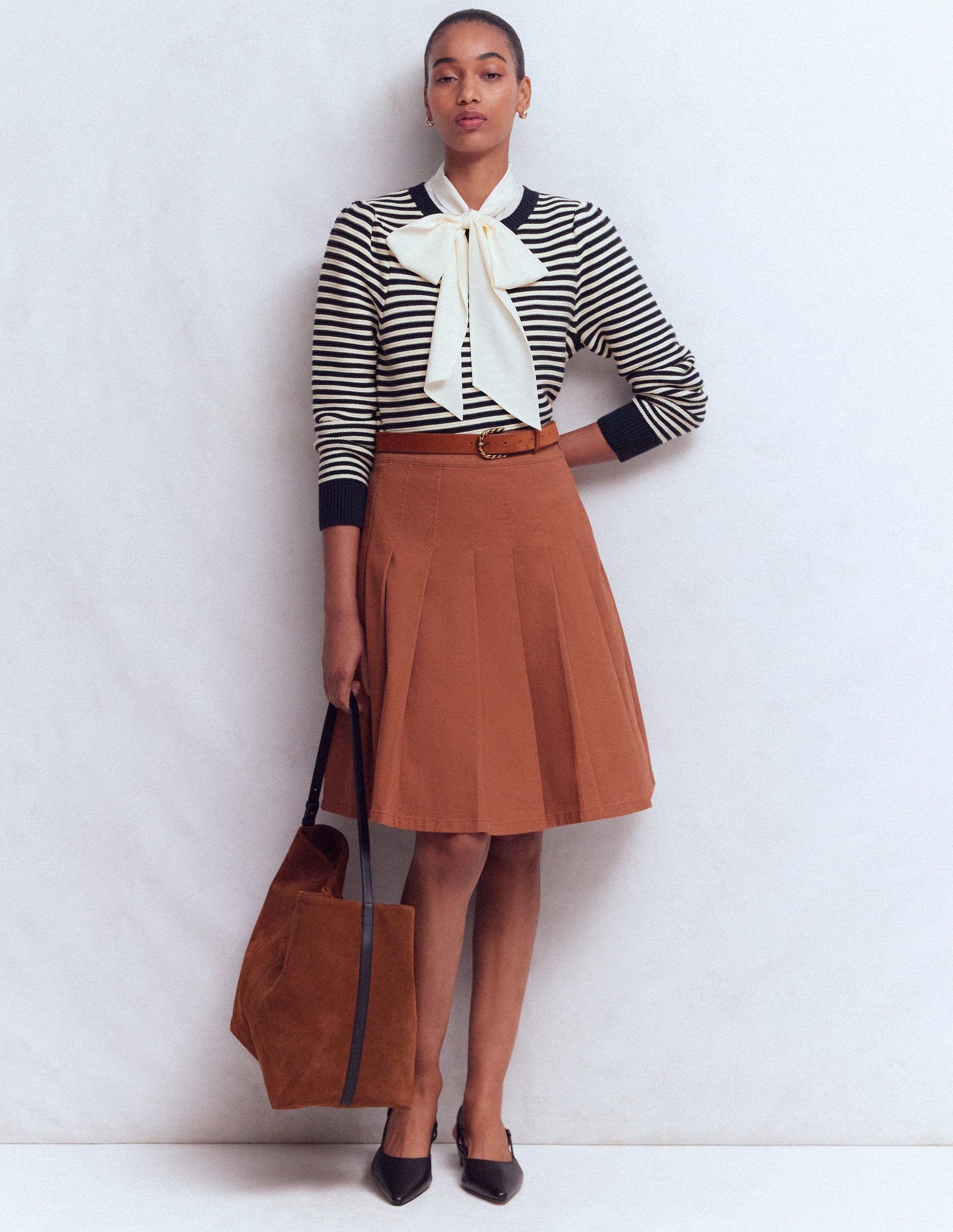 Textured Stitch Jumper-Navy, Ivory-5