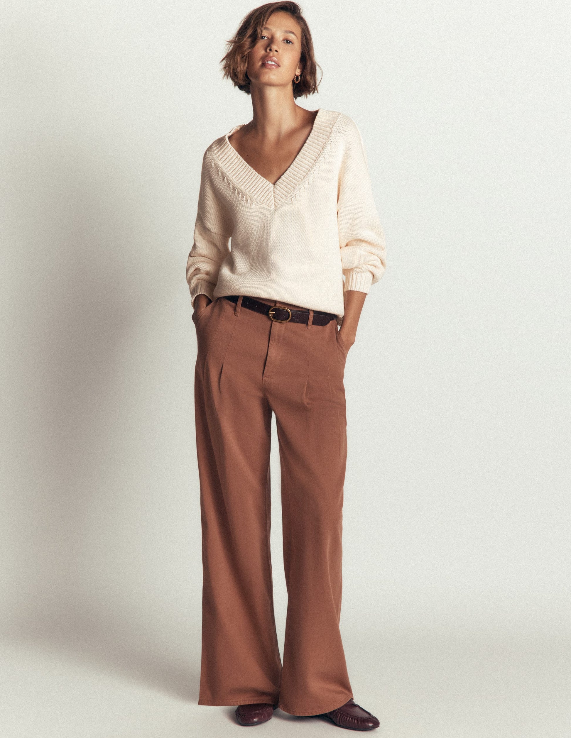 Lucy Cotton V-neck Sweater-Ivory-4