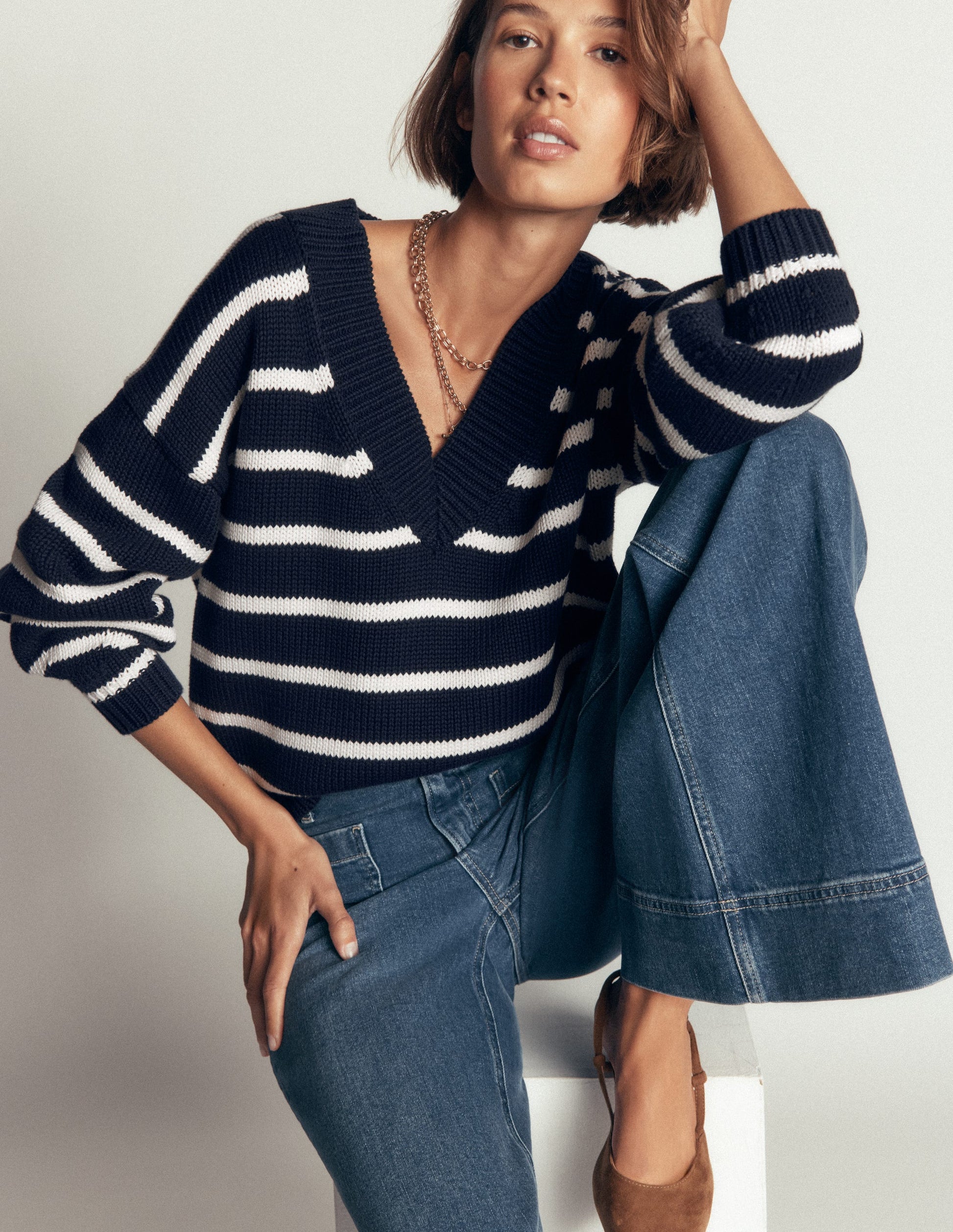 Lucy Cotton V-neck Sweater-Navy, Ivory-1